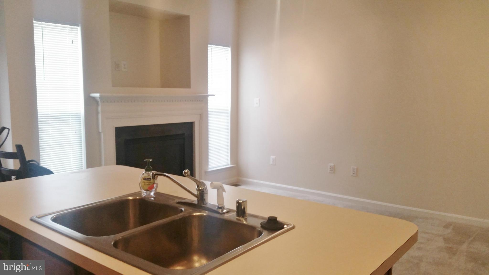 DEERBORNE - Residential Lease