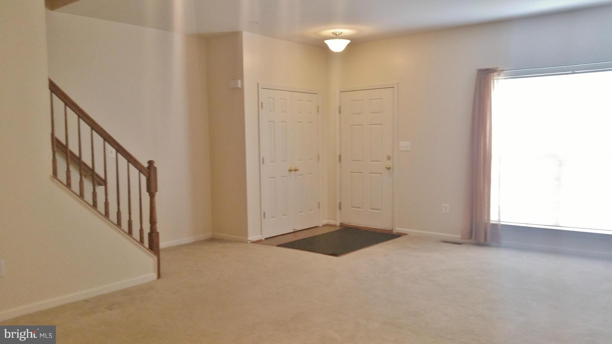 DEERBORNE - Residential Lease