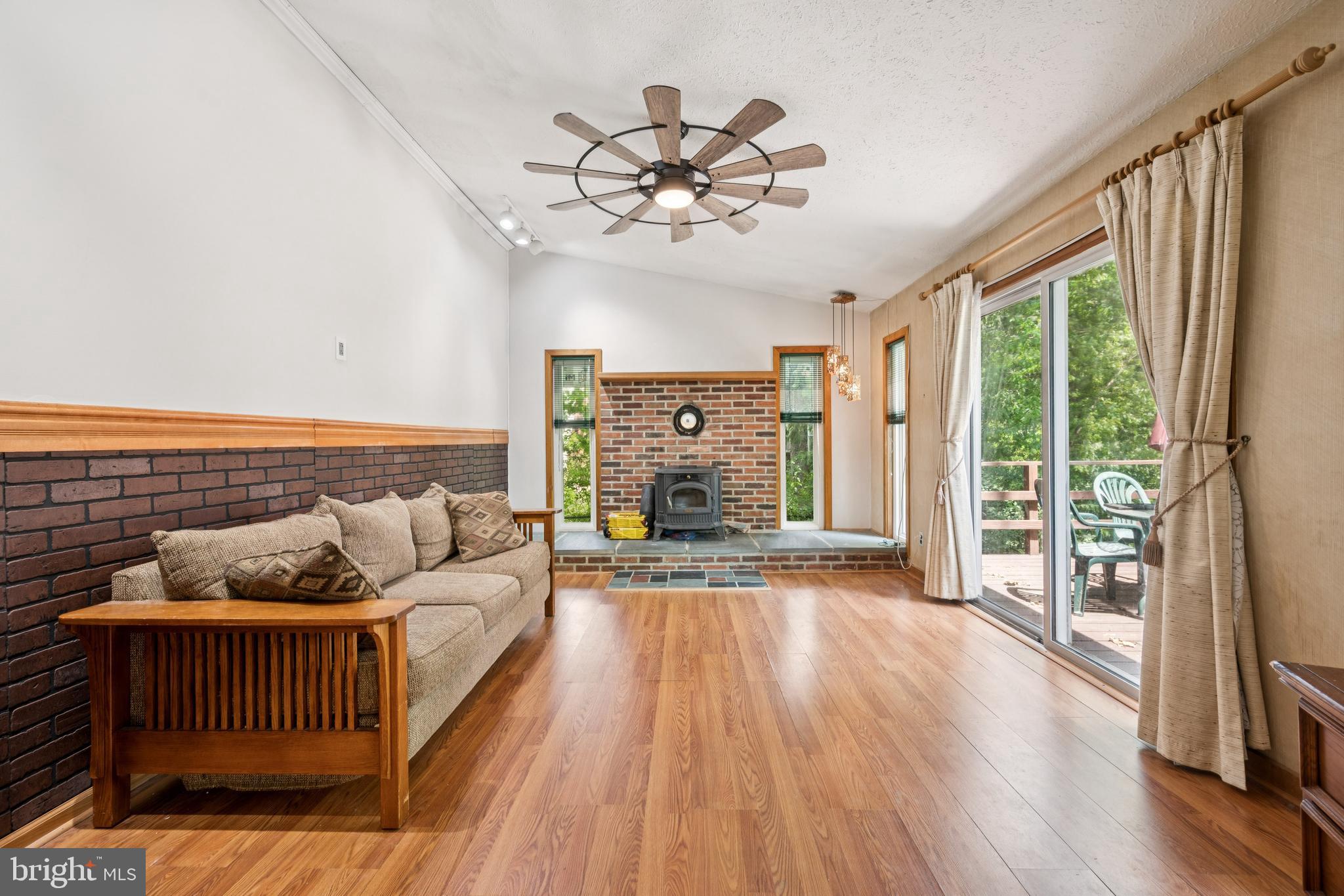 515 N WALNUT AVENUE