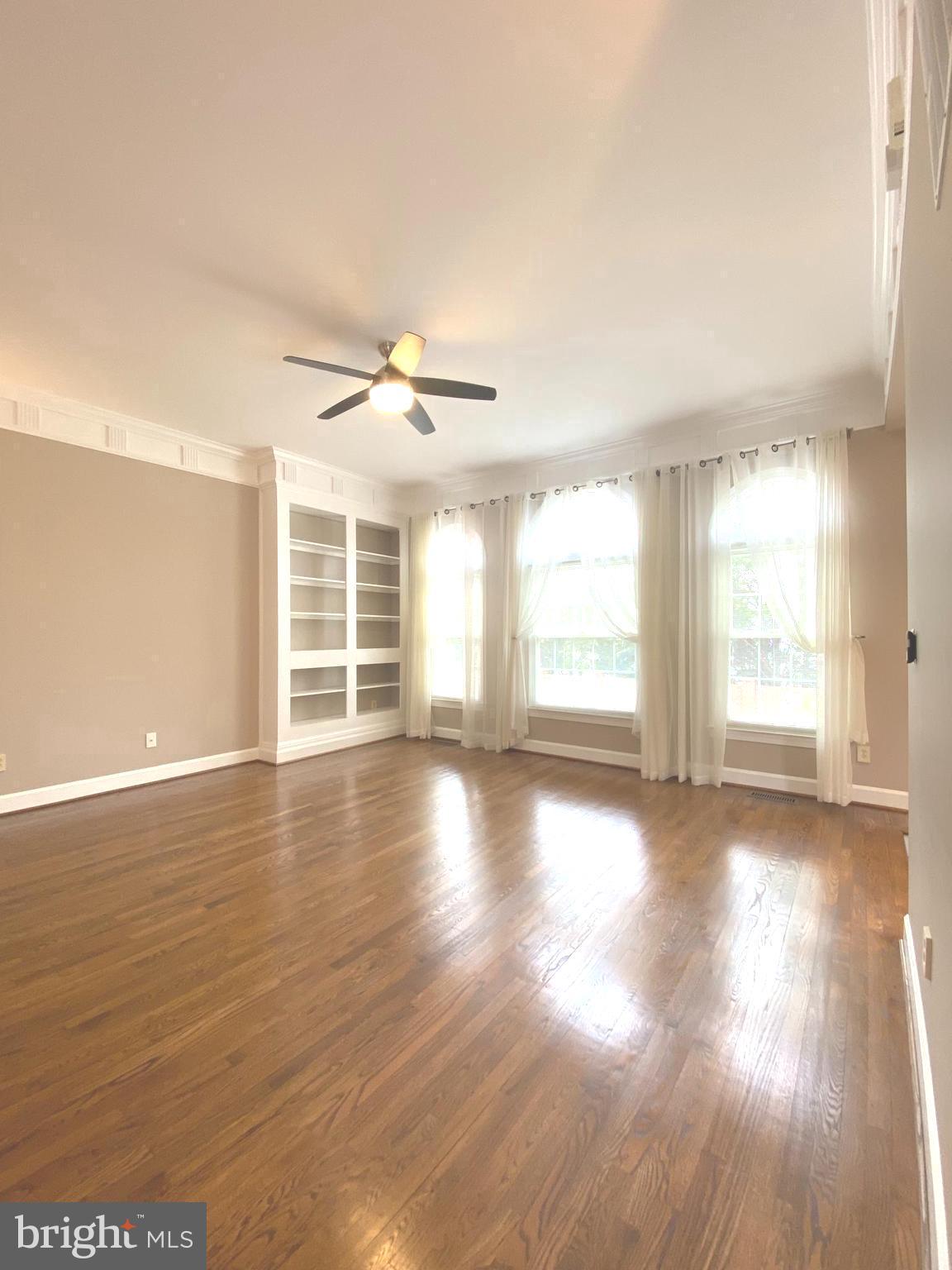 WESTWOOD TOWNS - Residential Lease