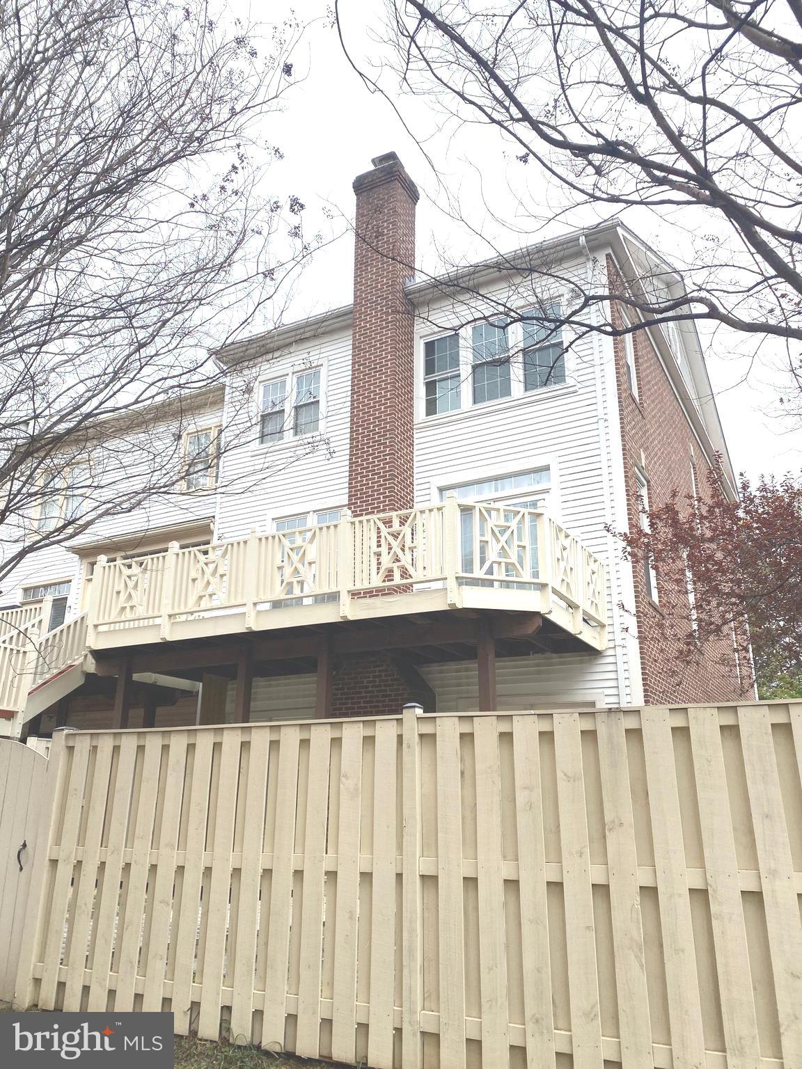 WESTWOOD TOWNS - Residential Lease