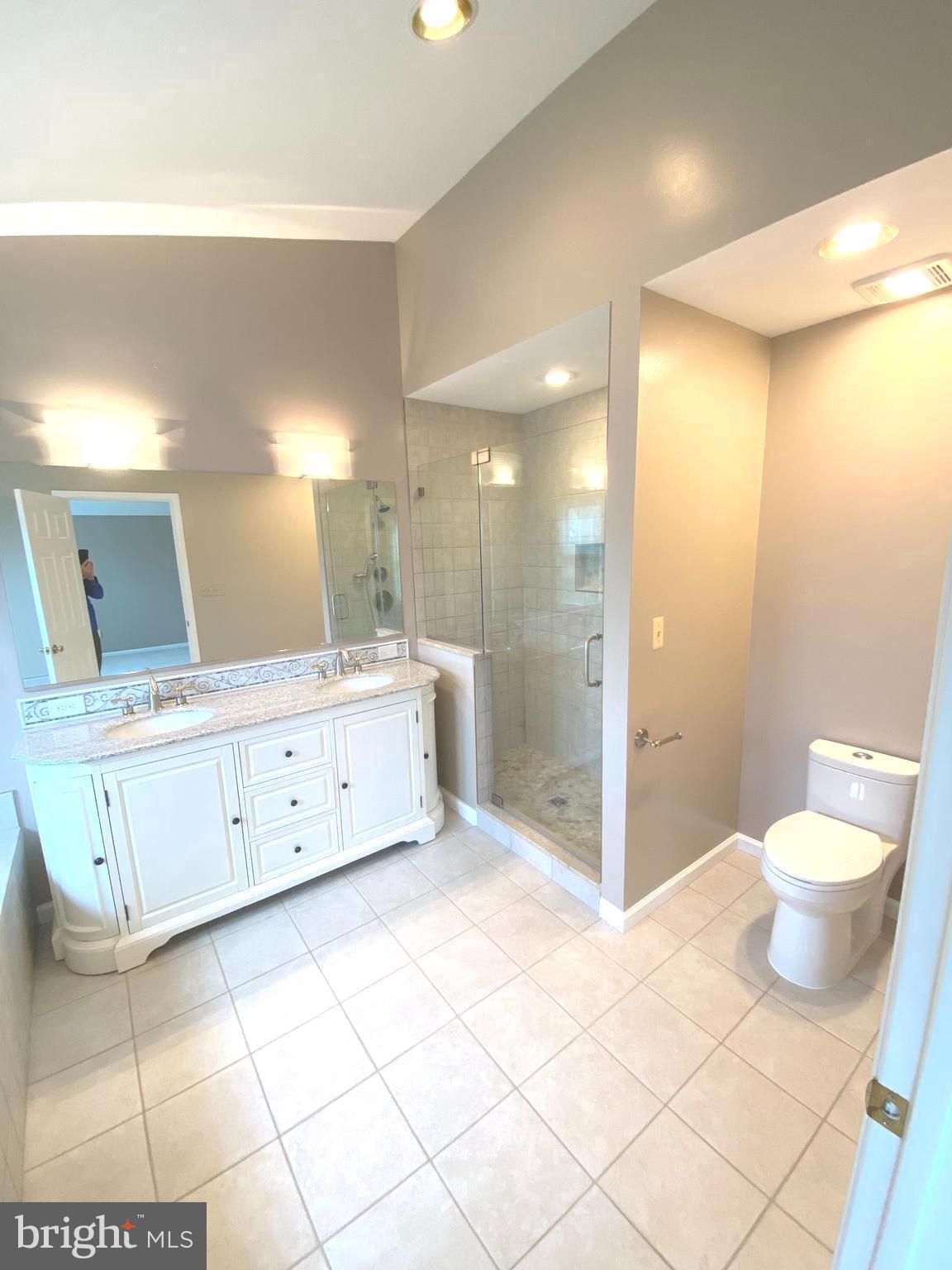 WESTWOOD TOWNS - Residential Lease