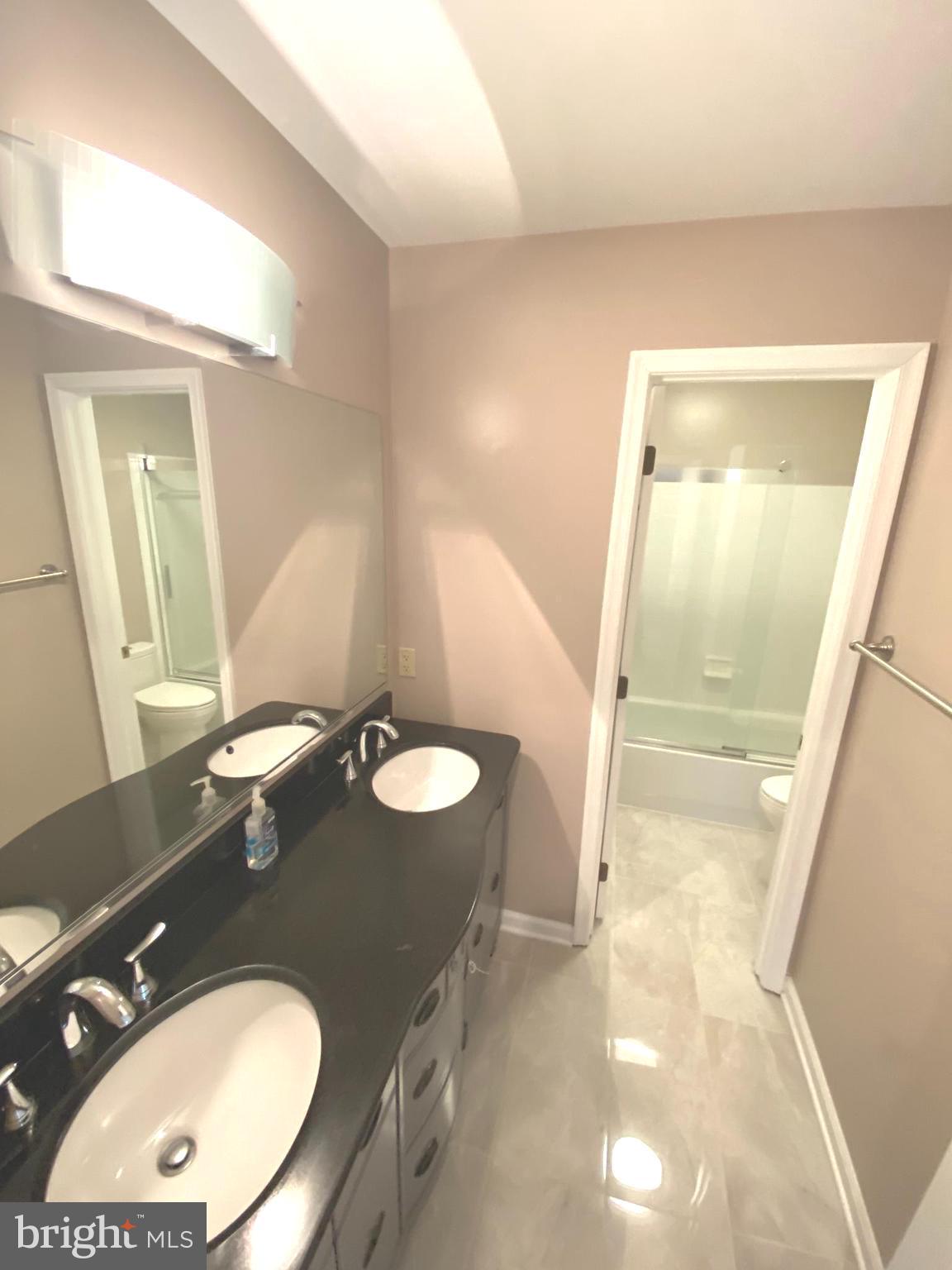 WESTWOOD TOWNS - Residential Lease