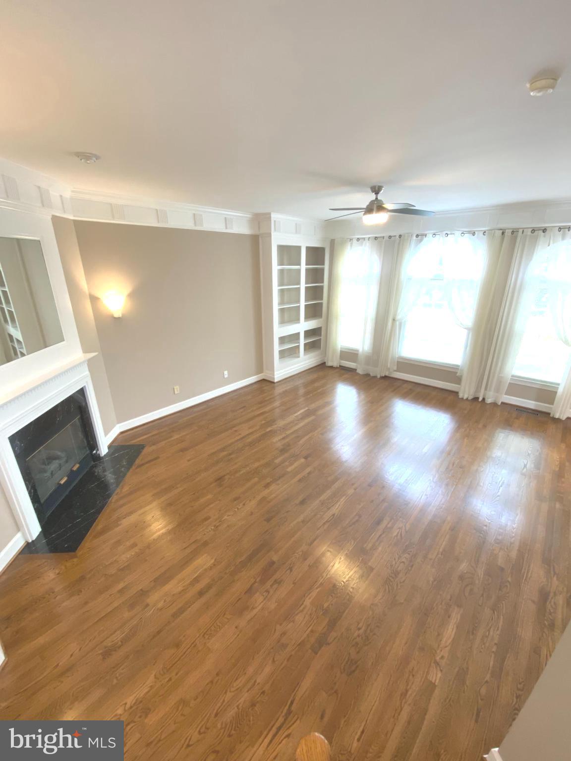 WESTWOOD TOWNS - Residential Lease