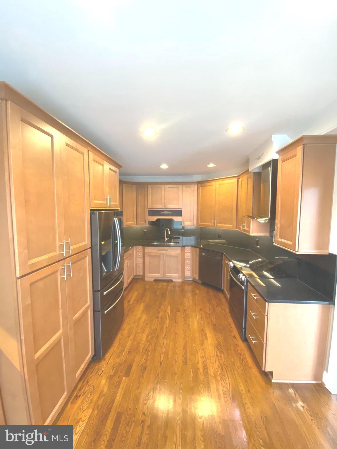 WESTWOOD TOWNS - Residential Lease