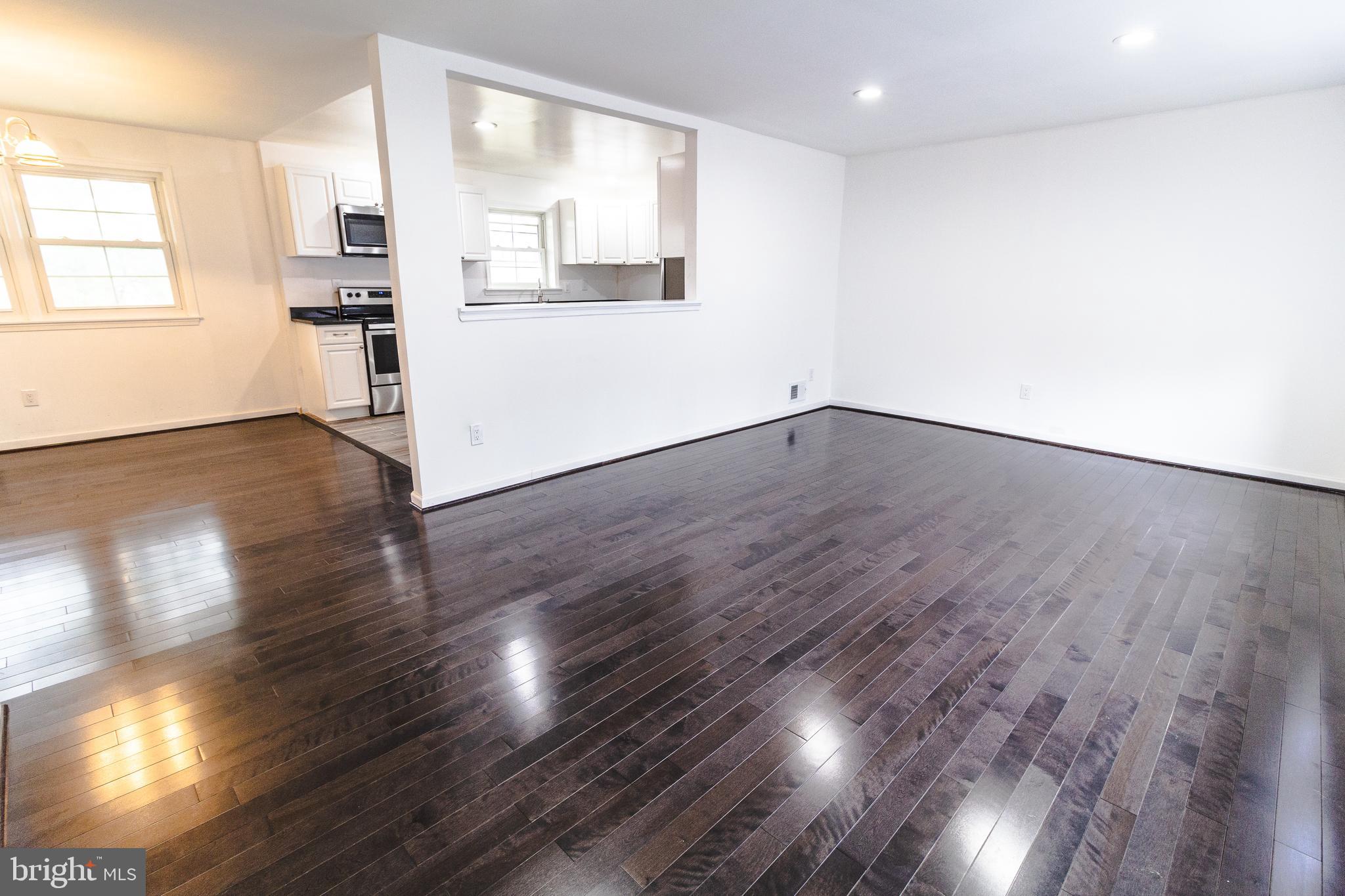 CALVERTON - Residential