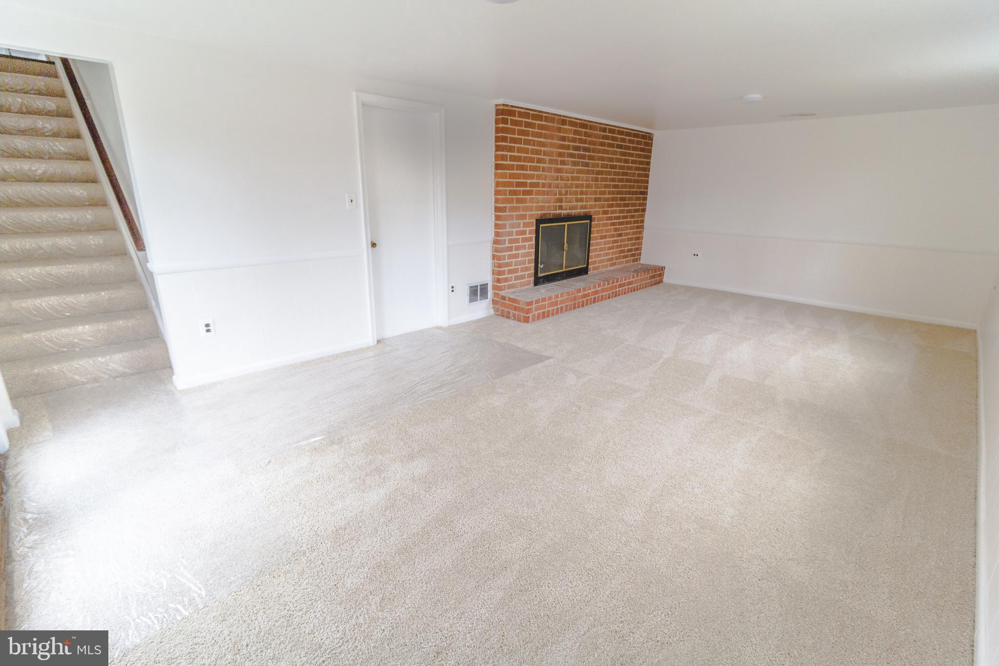 CALVERTON - Residential