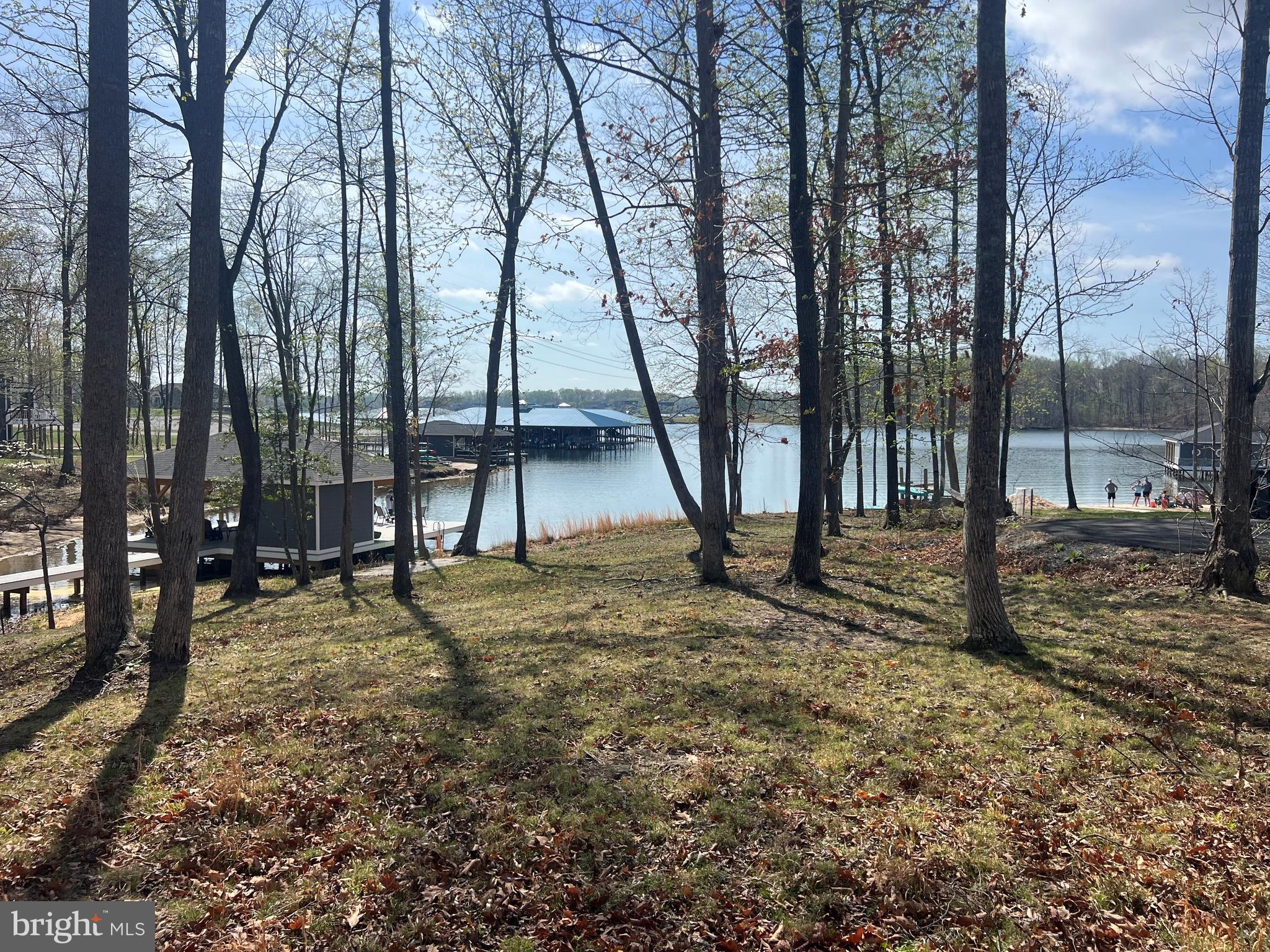 ELK CREEK LANDING - Land