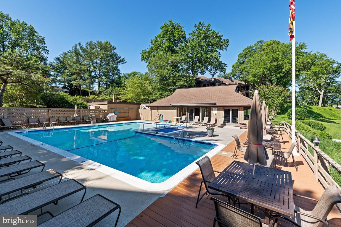 THE POINT CONDO - Residential