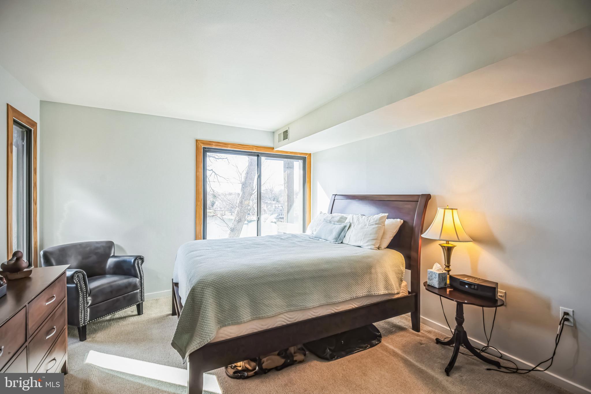 THE POINT CONDO - Residential