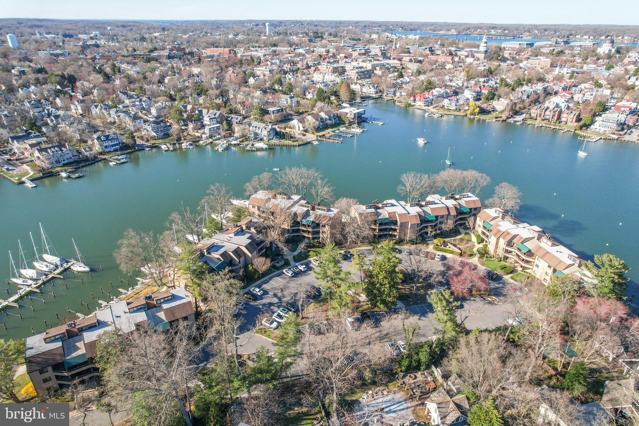 THE POINT CONDO - Residential