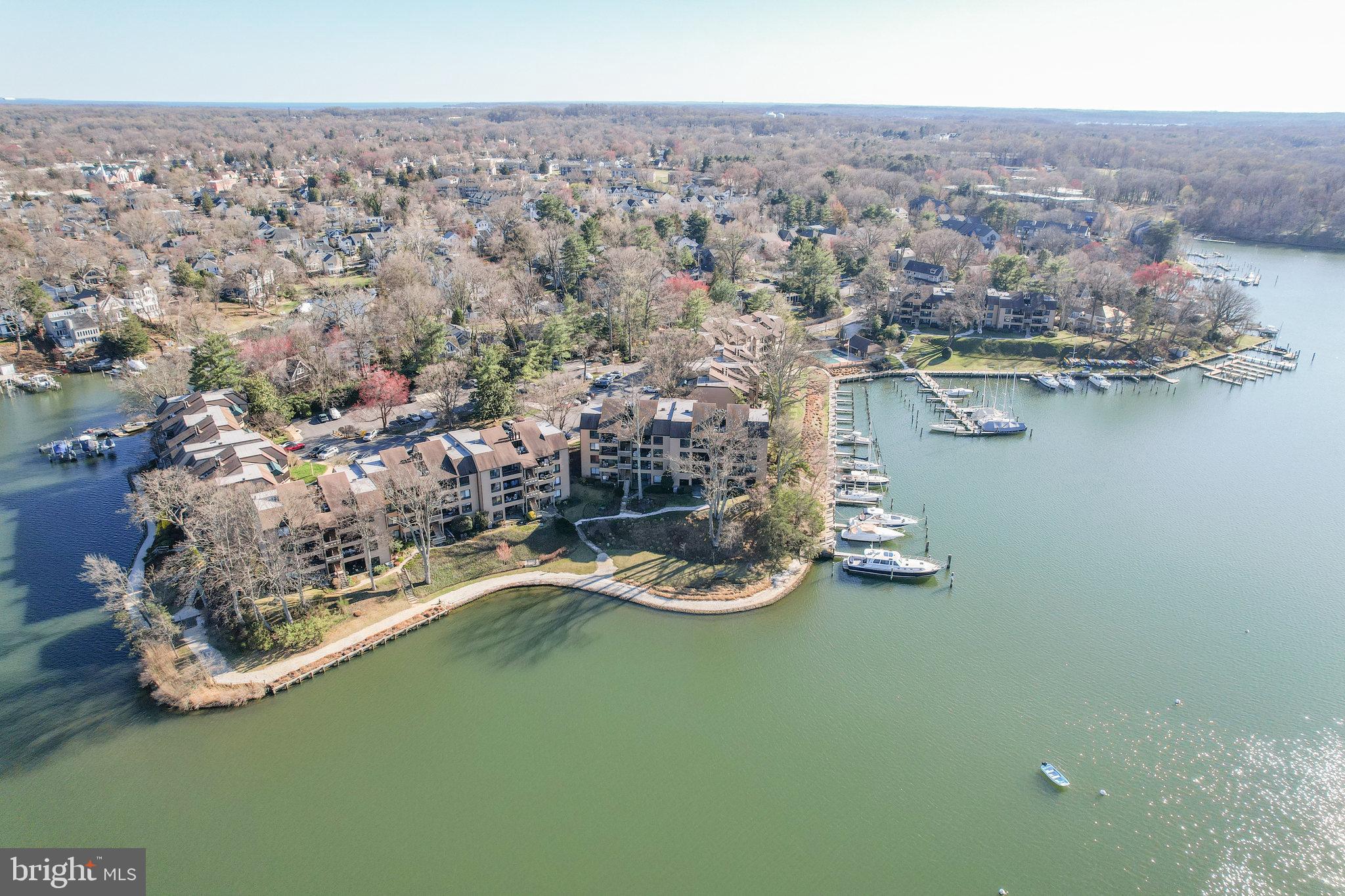THE POINT CONDO - Residential