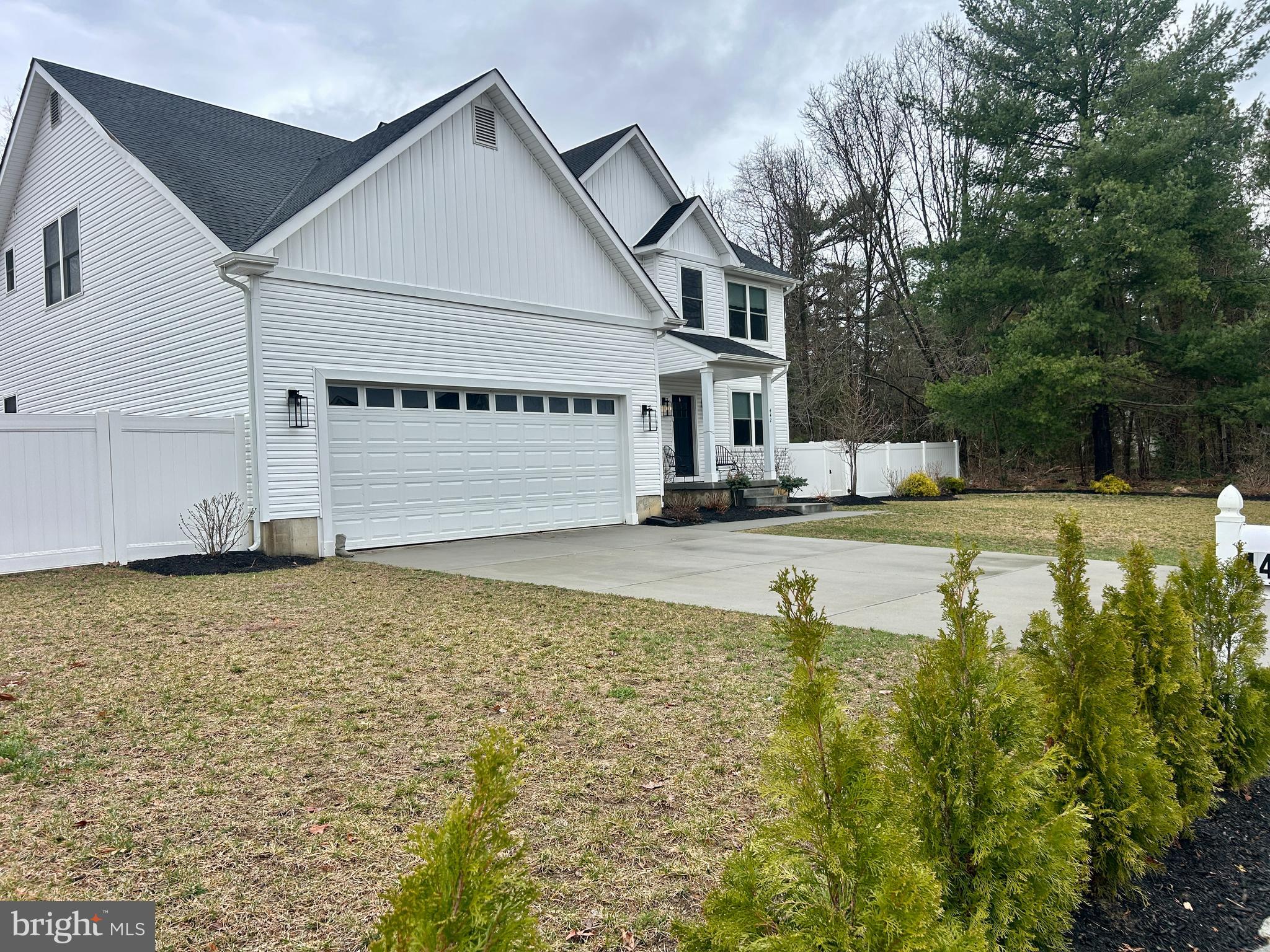 442 WATERFORDS EDGE COURT