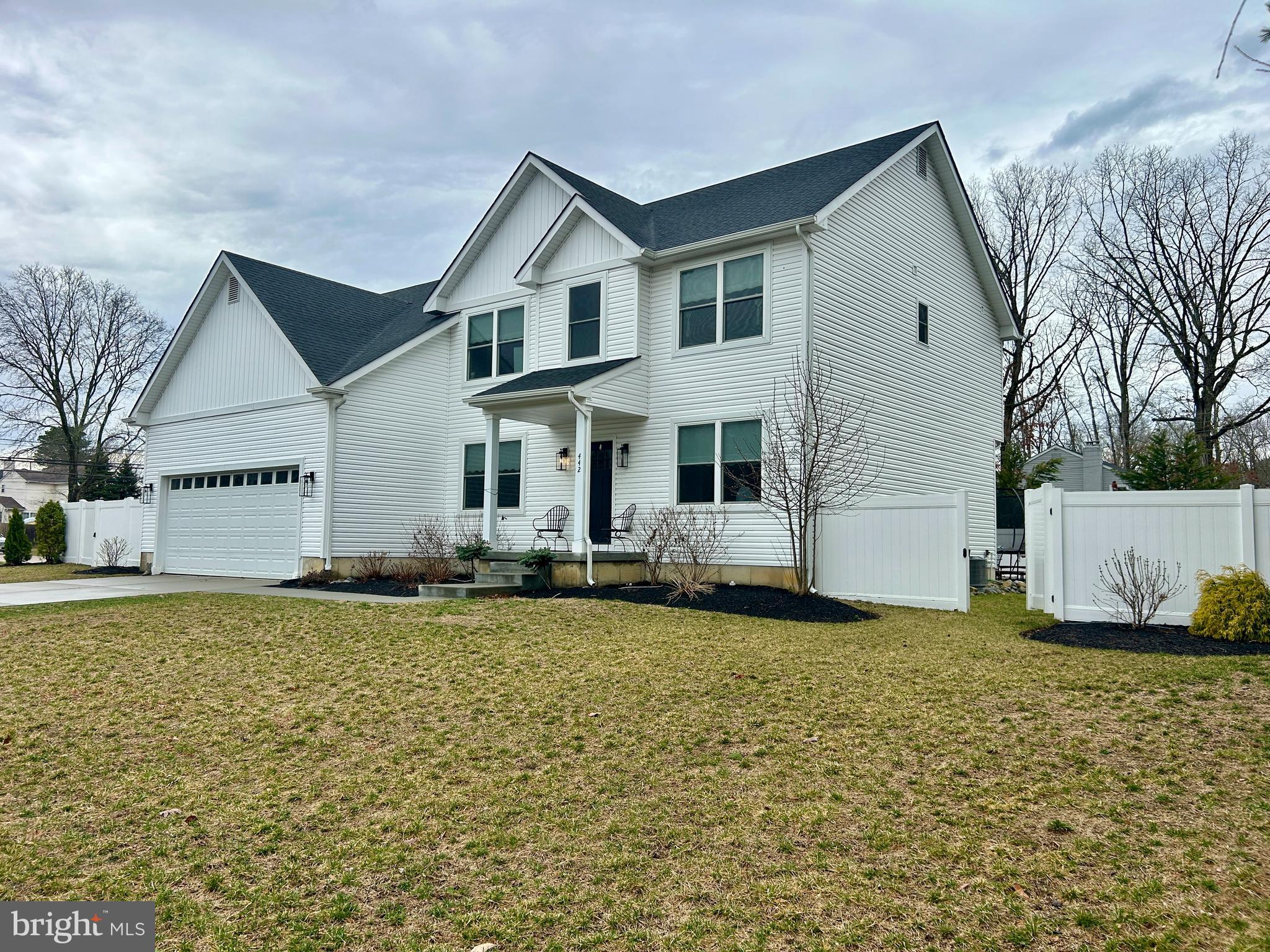 442 WATERFORDS EDGE COURT