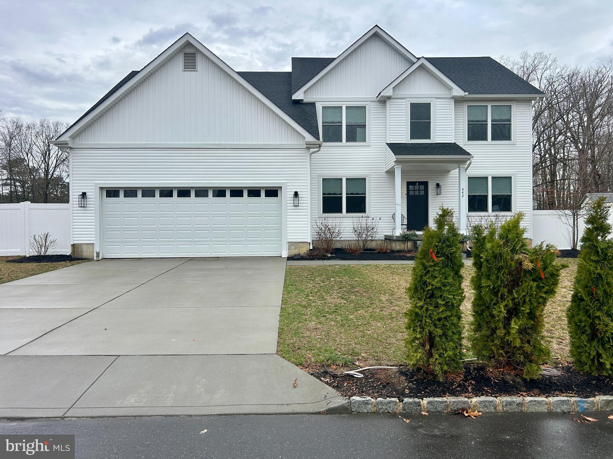 442 WATERFORDS EDGE COURT