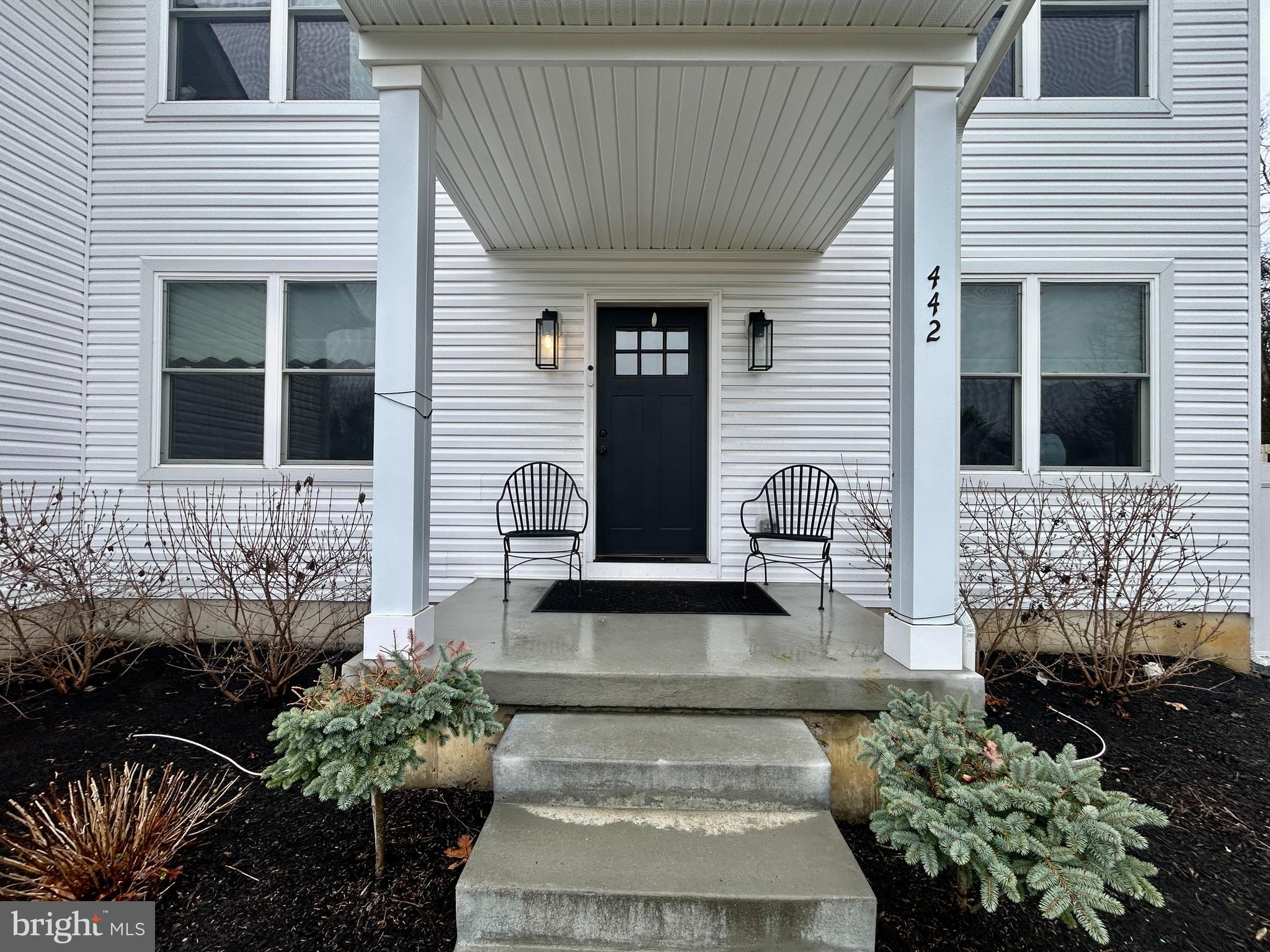 442 WATERFORDS EDGE COURT