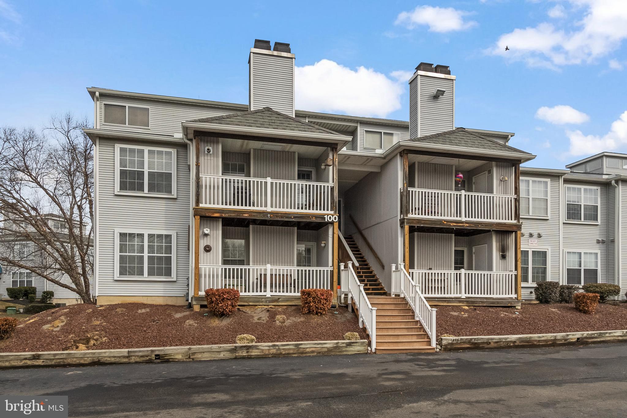 WATERS EDGE - Residential