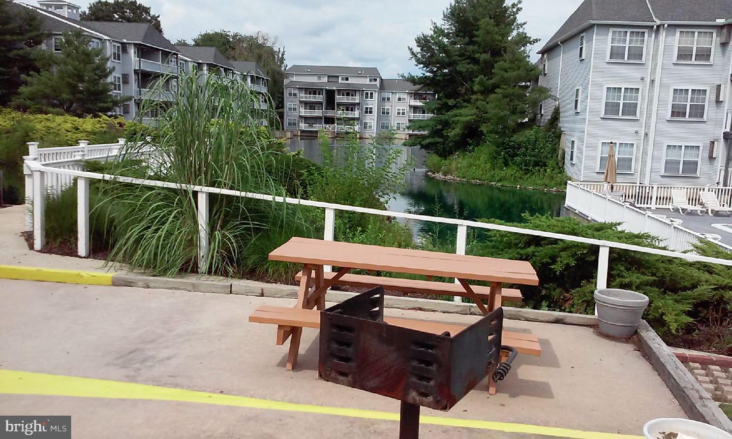 WATERS EDGE - Residential