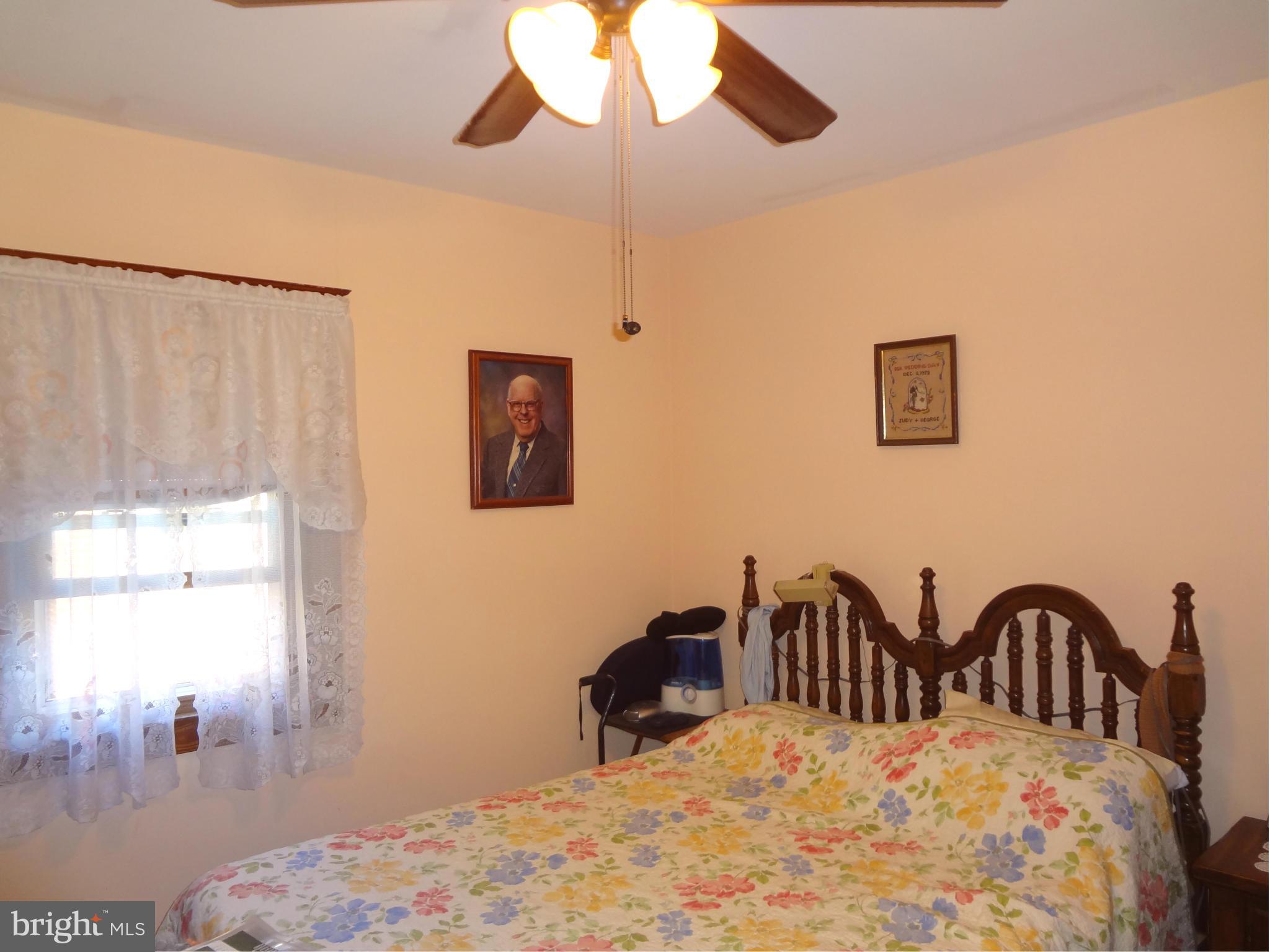 HALETHORPE HEIGHTS - Residential