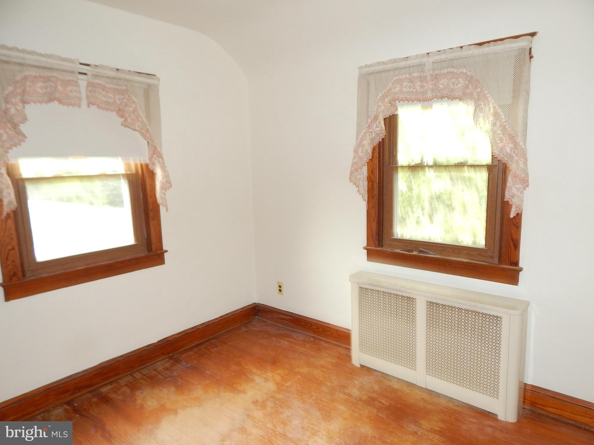 HALETHORPE HEIGHTS - Residential