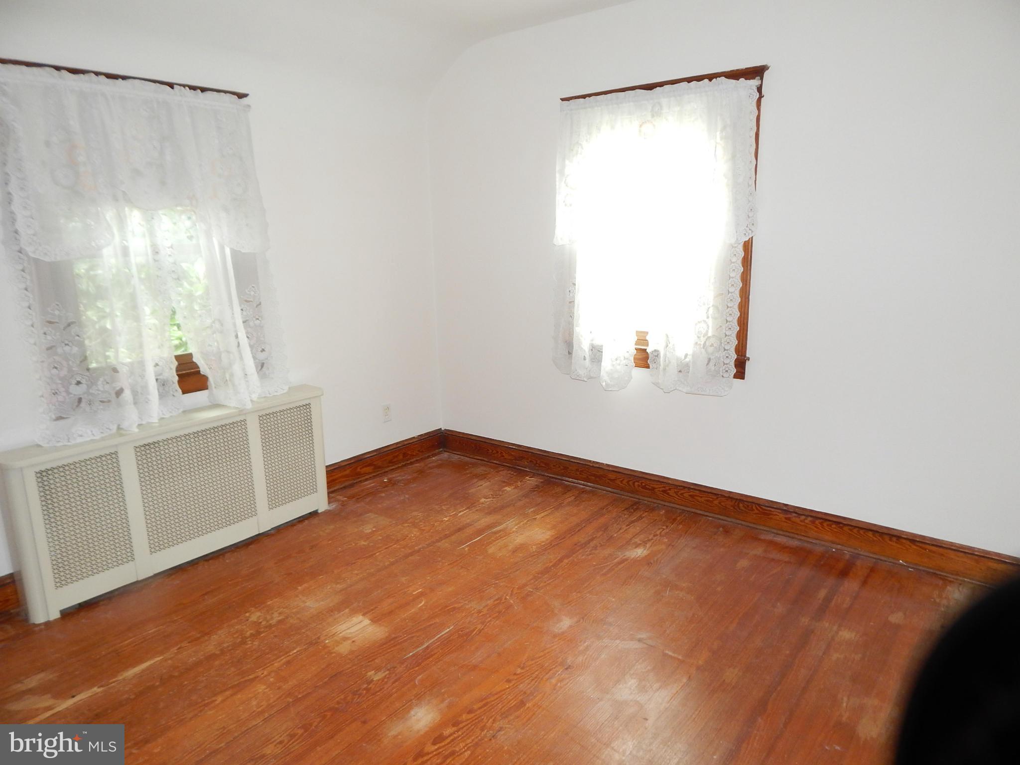 HALETHORPE HEIGHTS - Residential