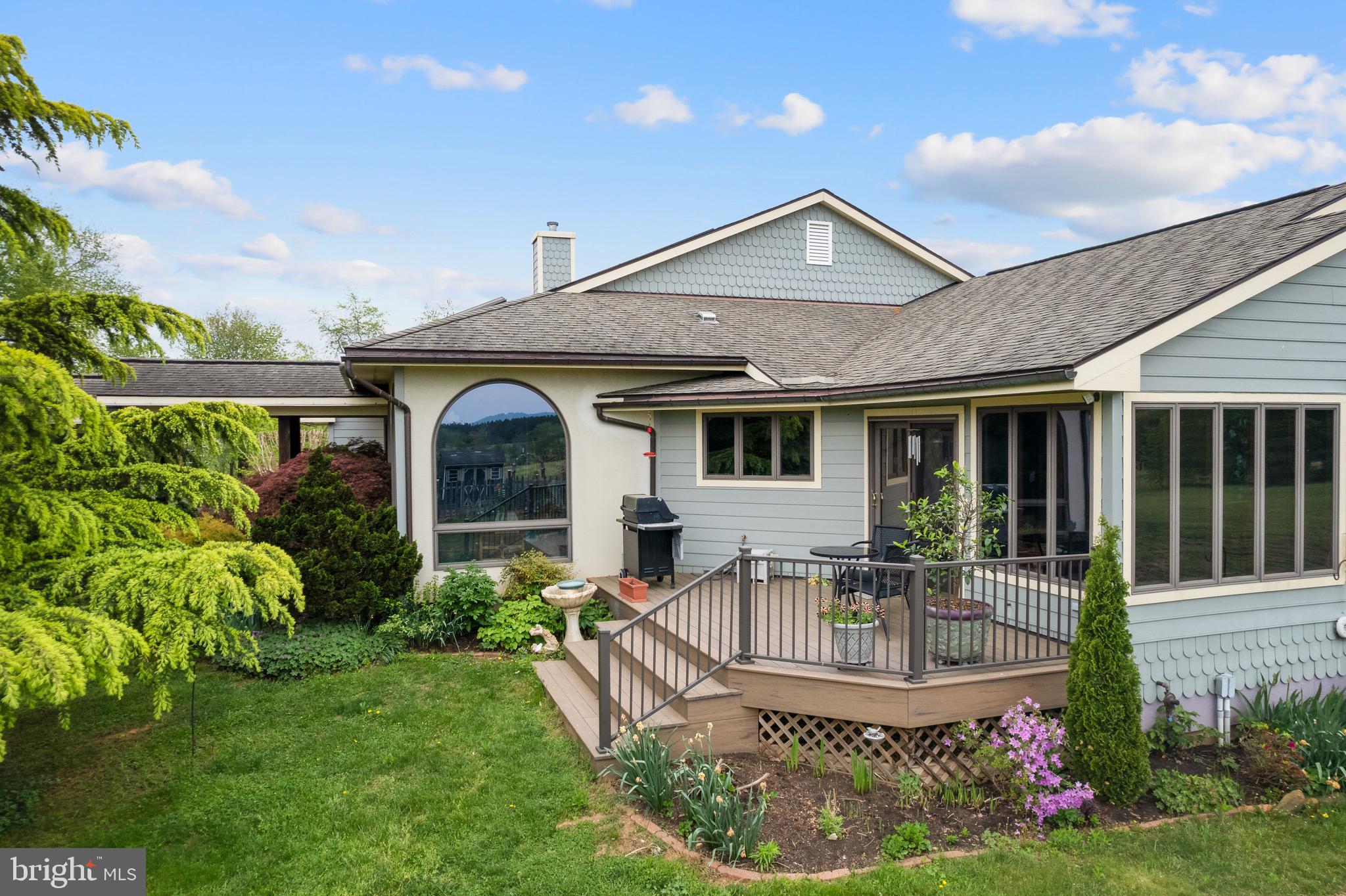 92 SCHOOLHOUSE ROAD