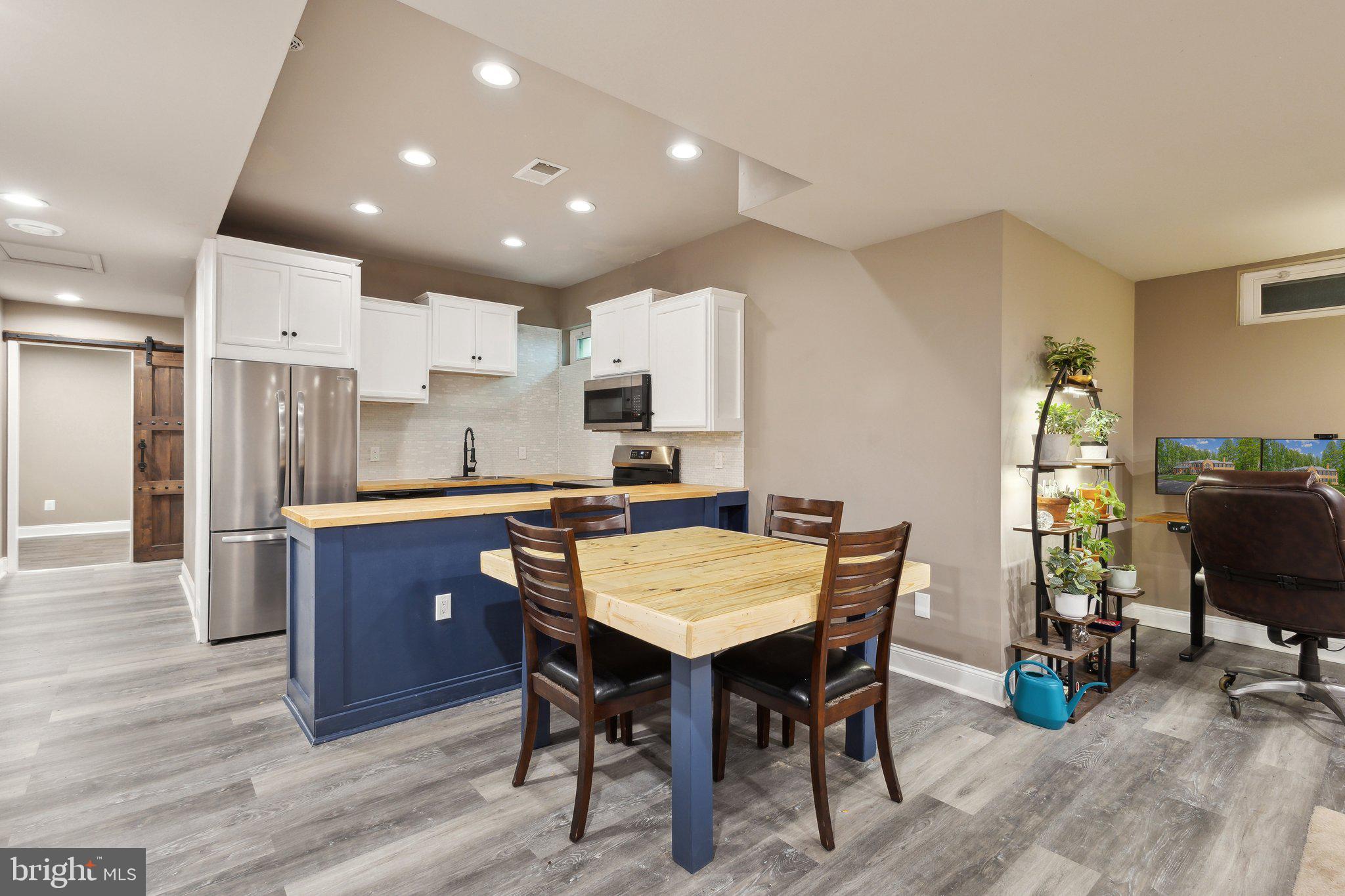 WOLF RUN - Residential