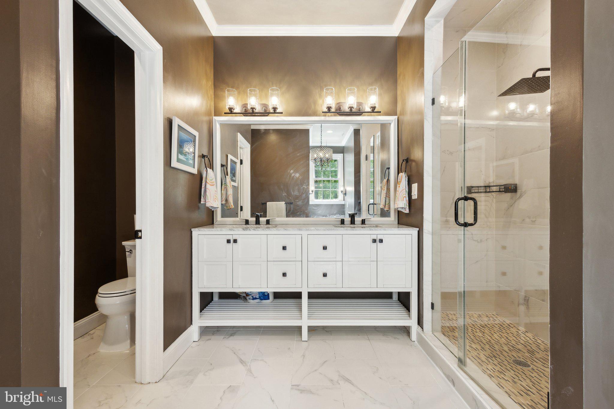 WOLF RUN - Residential