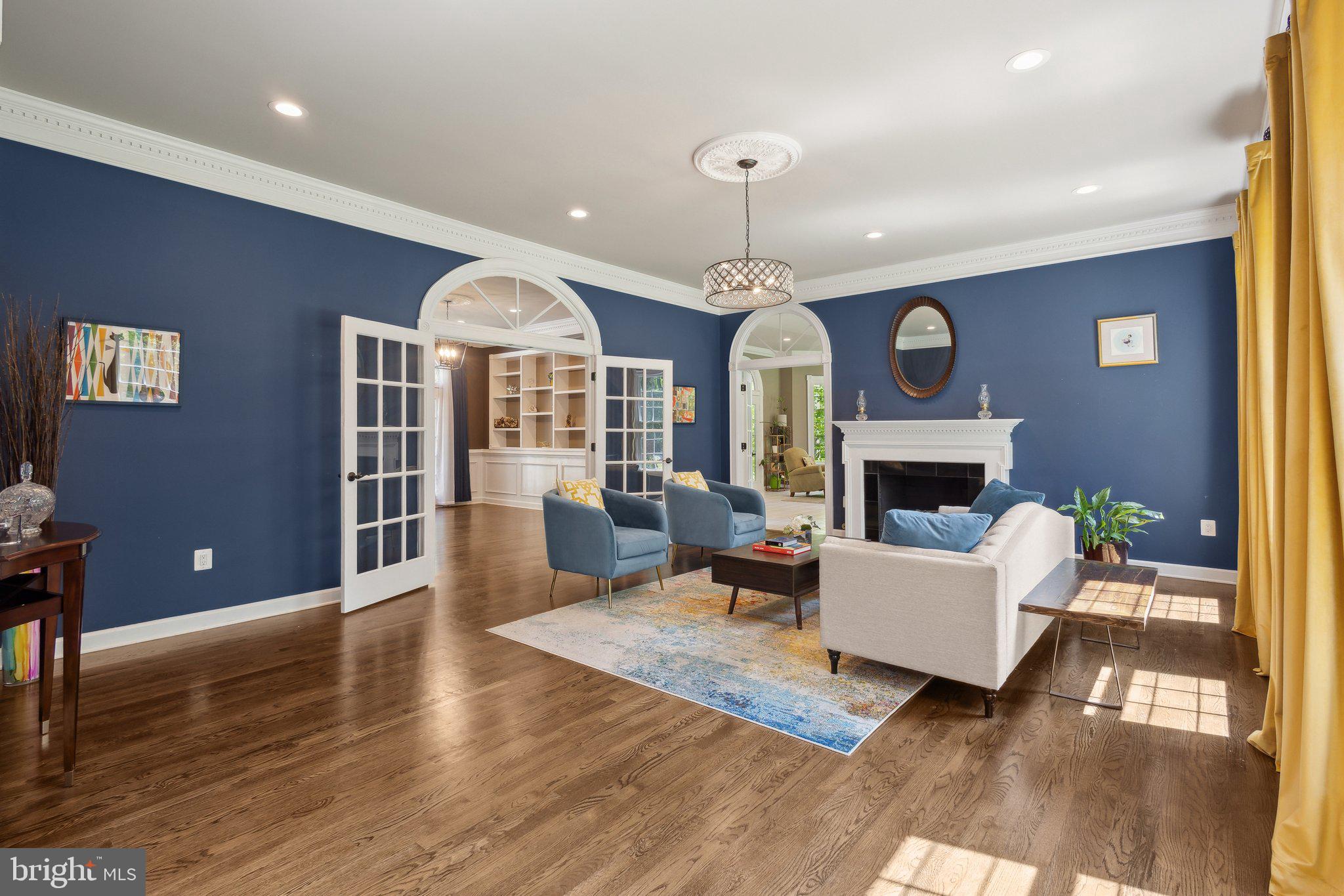 WOLF RUN - Residential