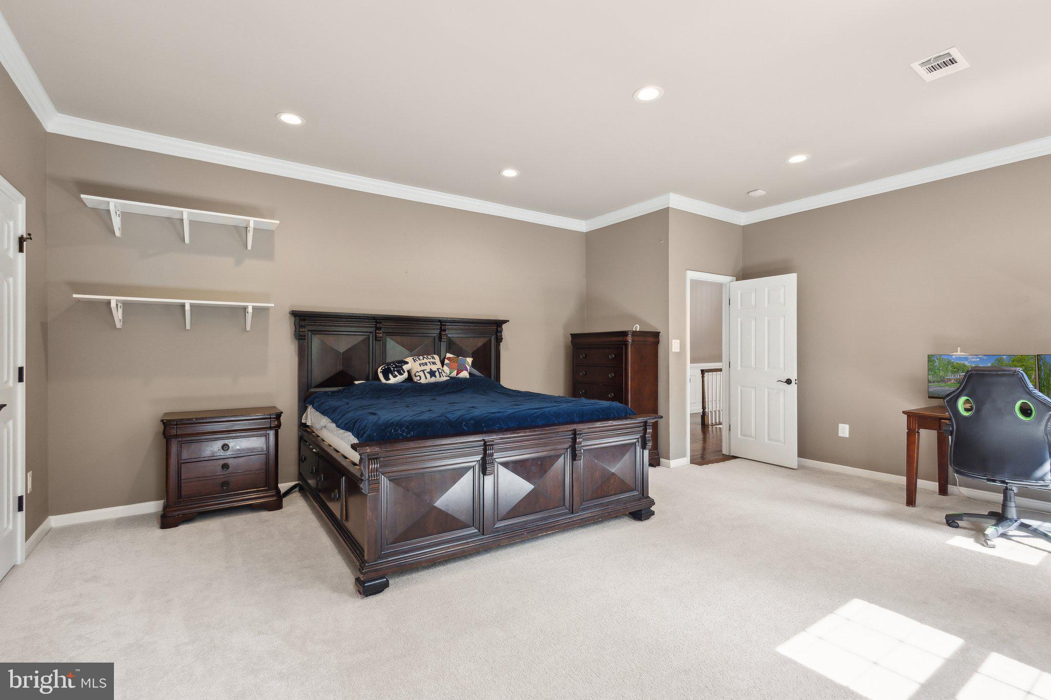 WOLF RUN - Residential