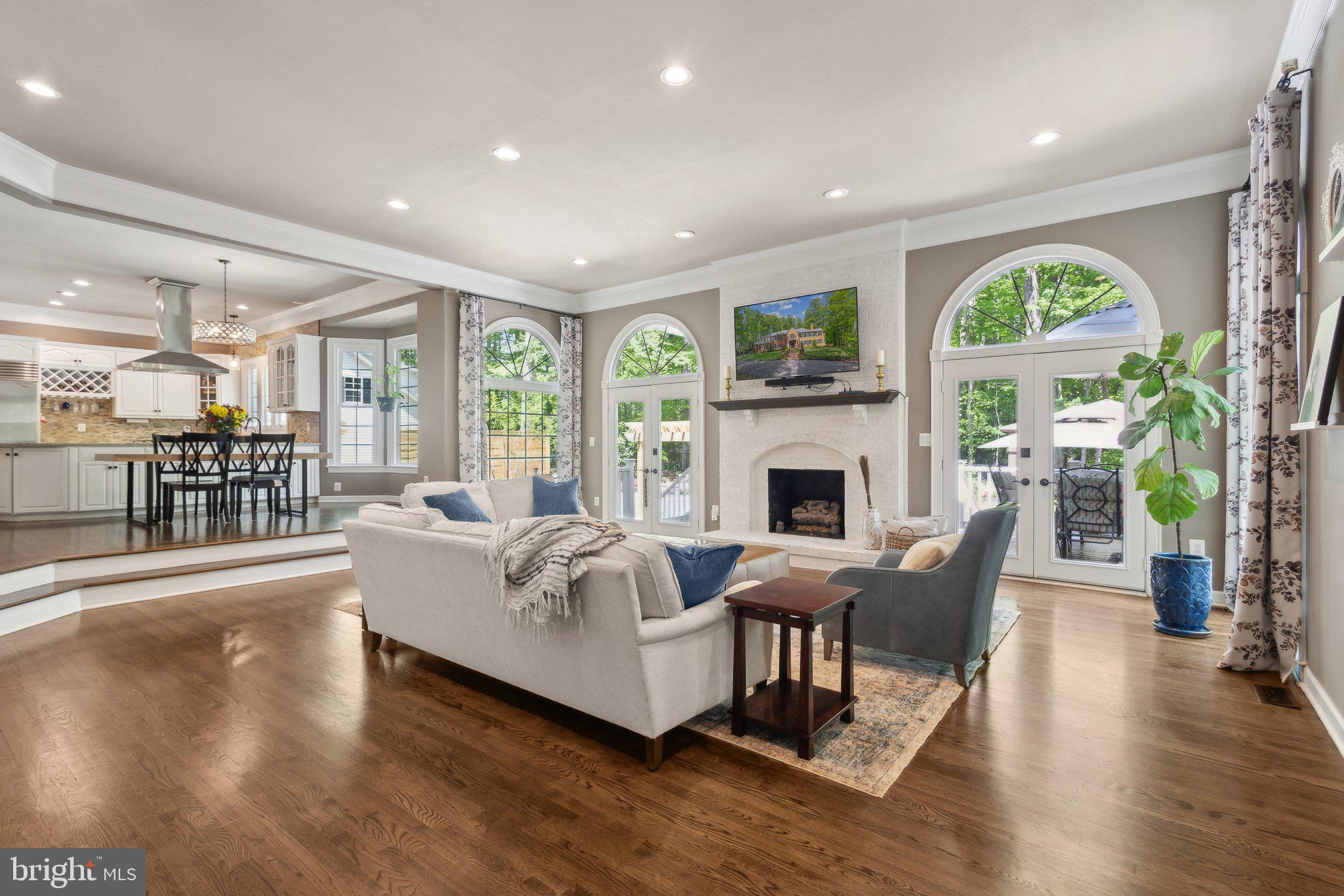 WOLF RUN - Residential