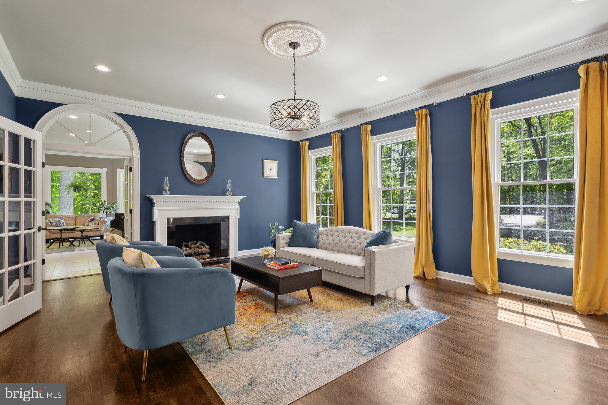 WOLF RUN - Residential