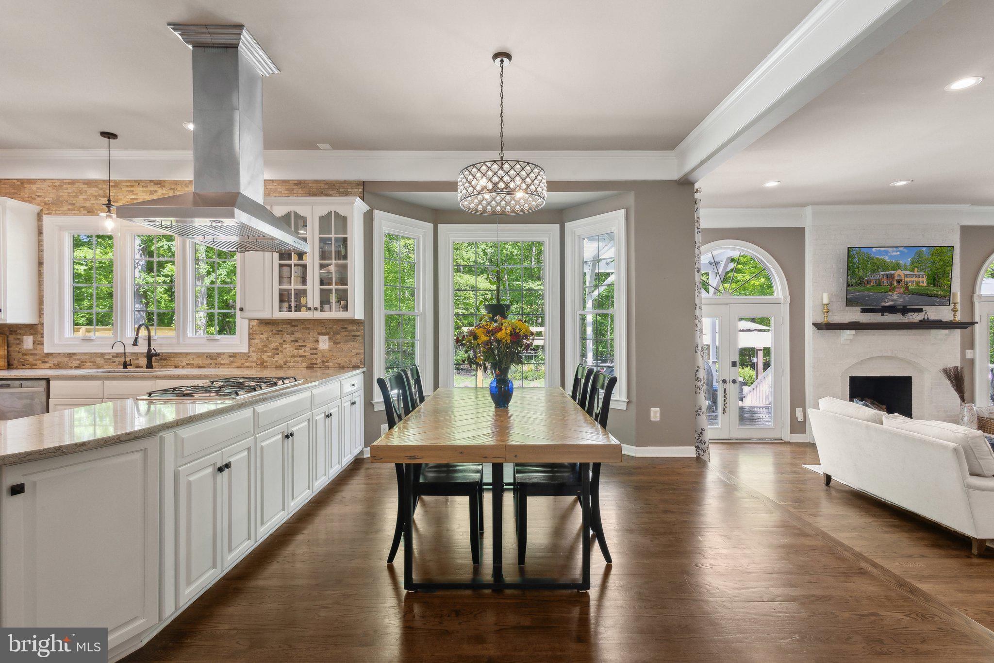 WOLF RUN - Residential