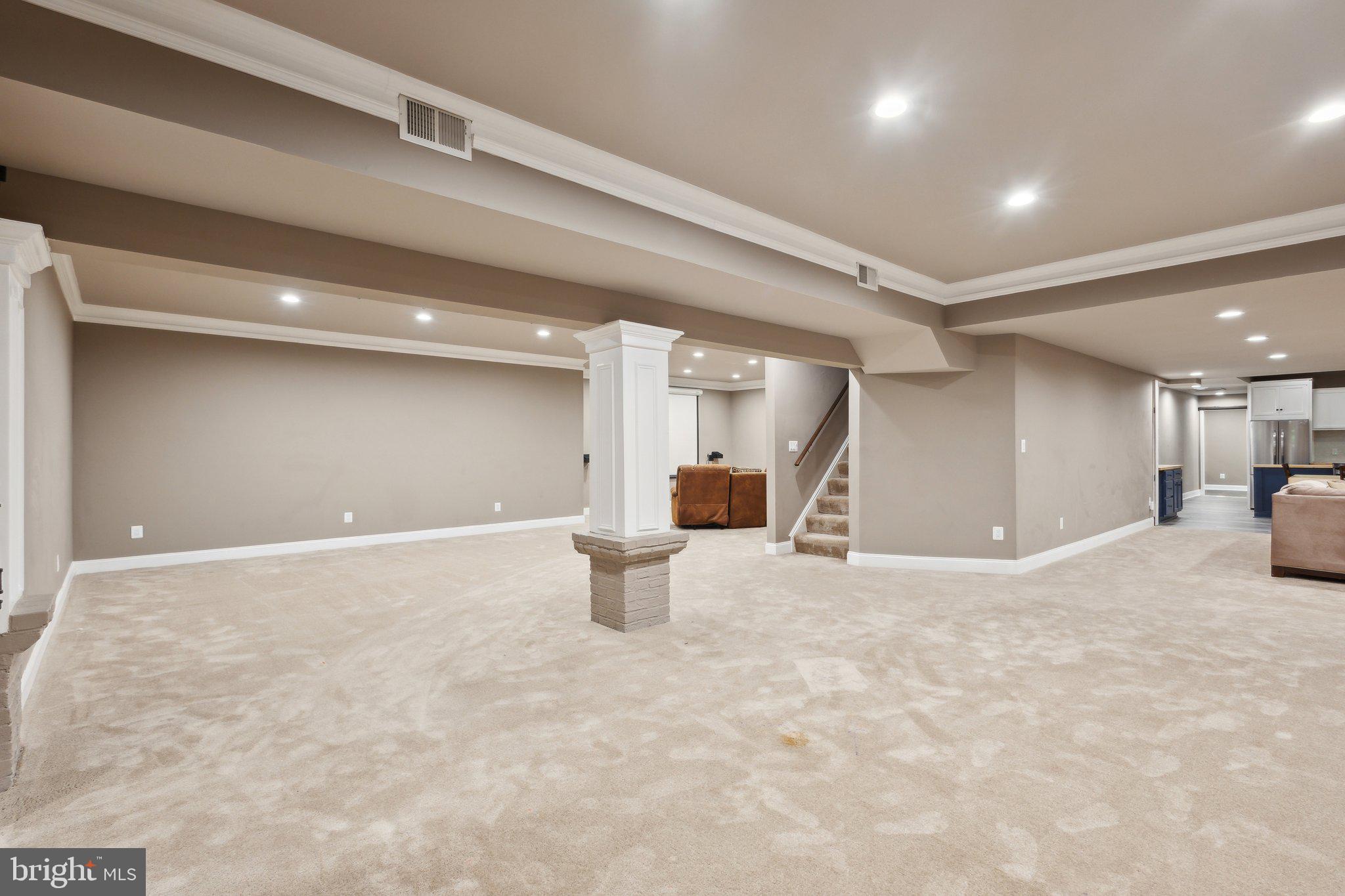 WOLF RUN - Residential