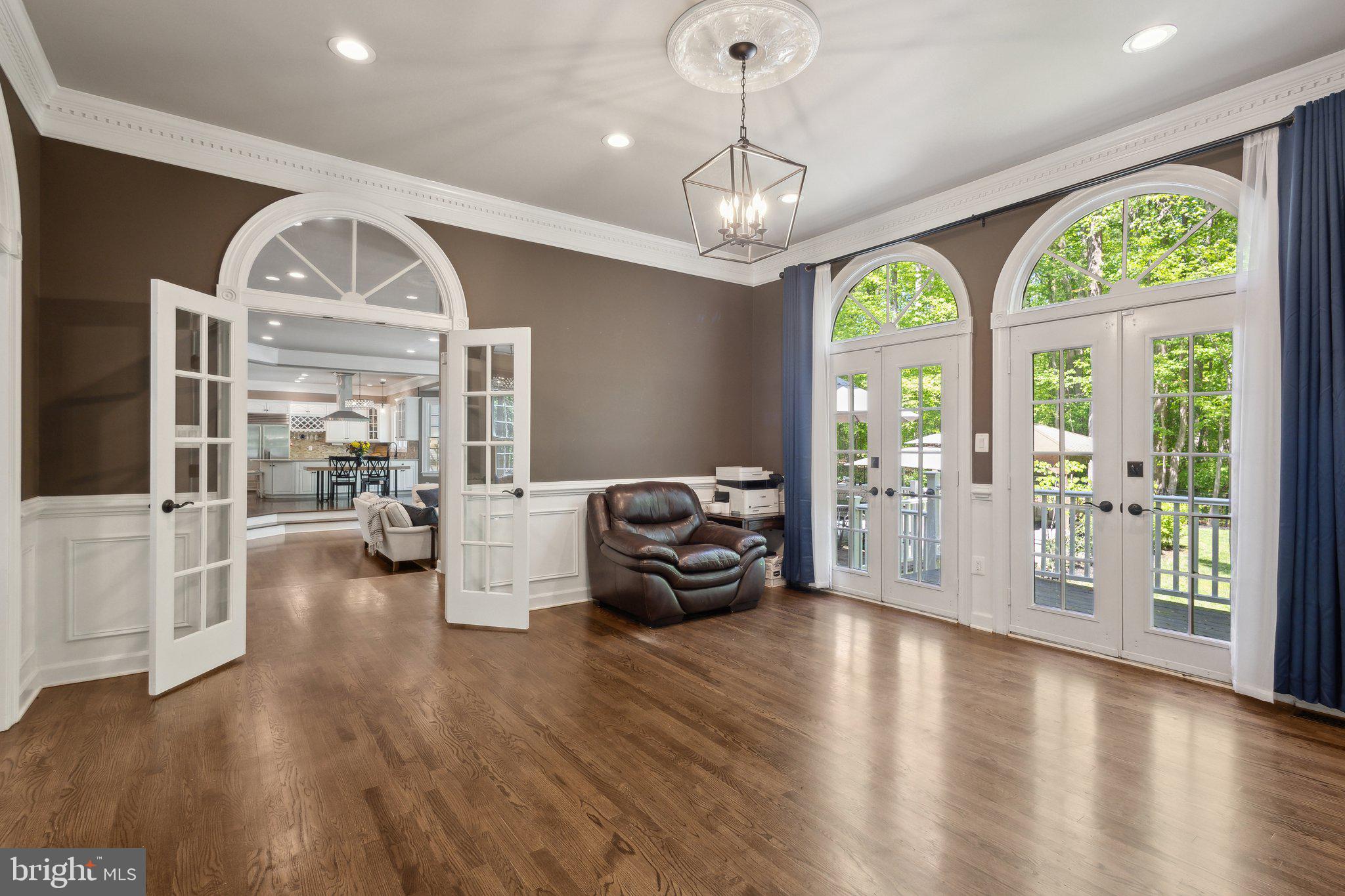 WOLF RUN - Residential