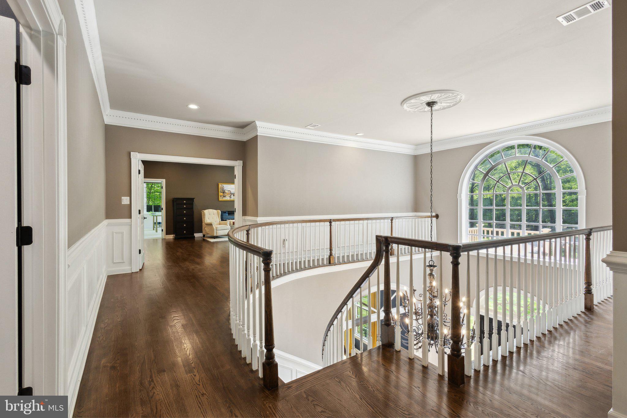 WOLF RUN - Residential