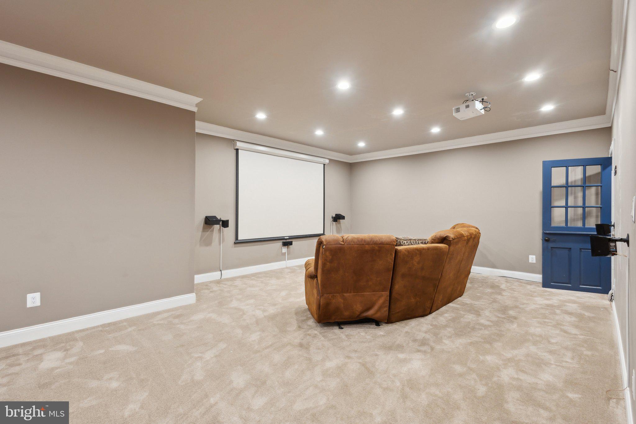 WOLF RUN - Residential