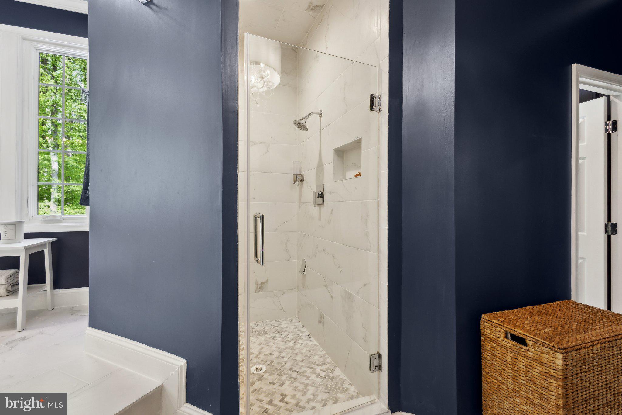 WOLF RUN - Residential