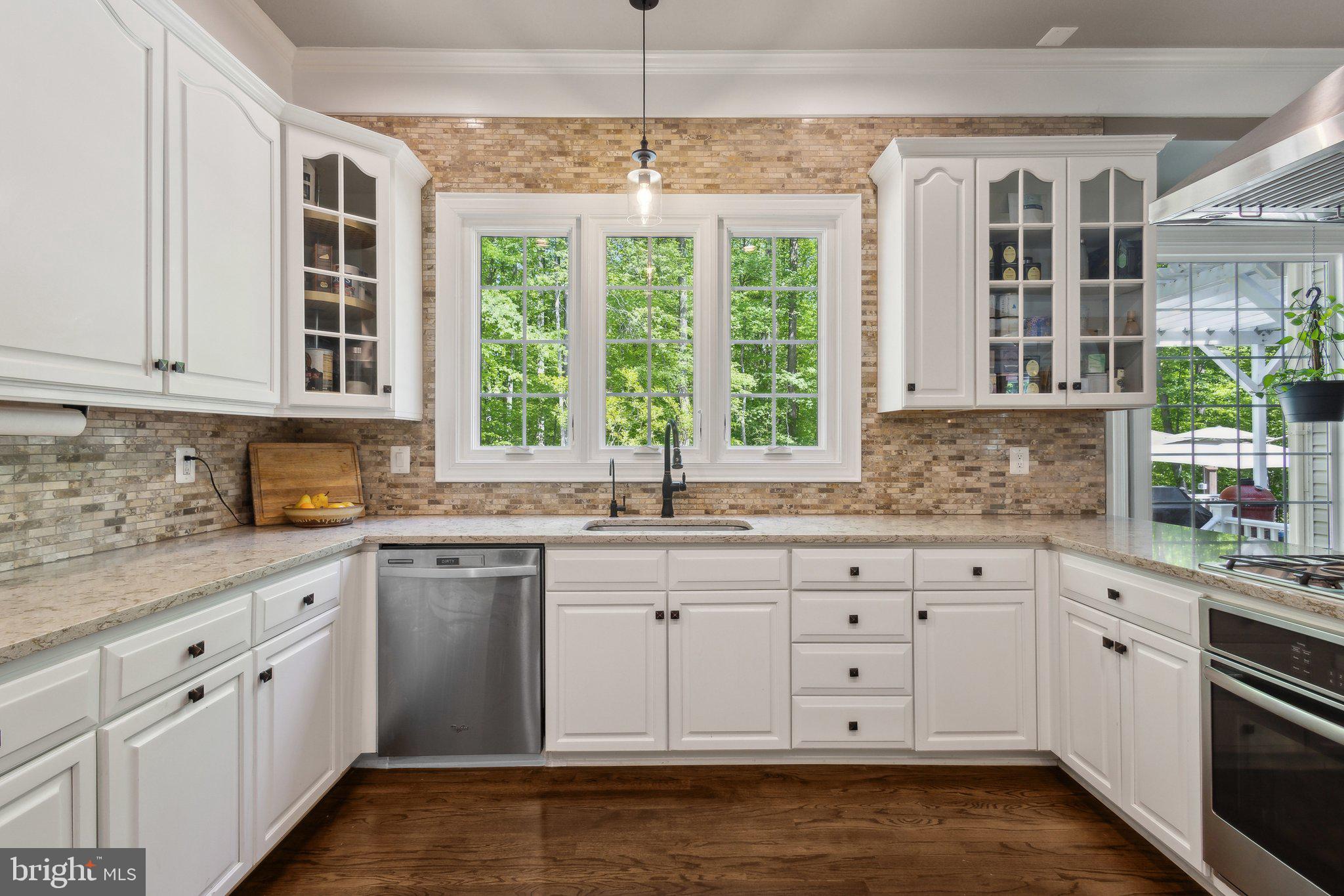 WOLF RUN - Residential