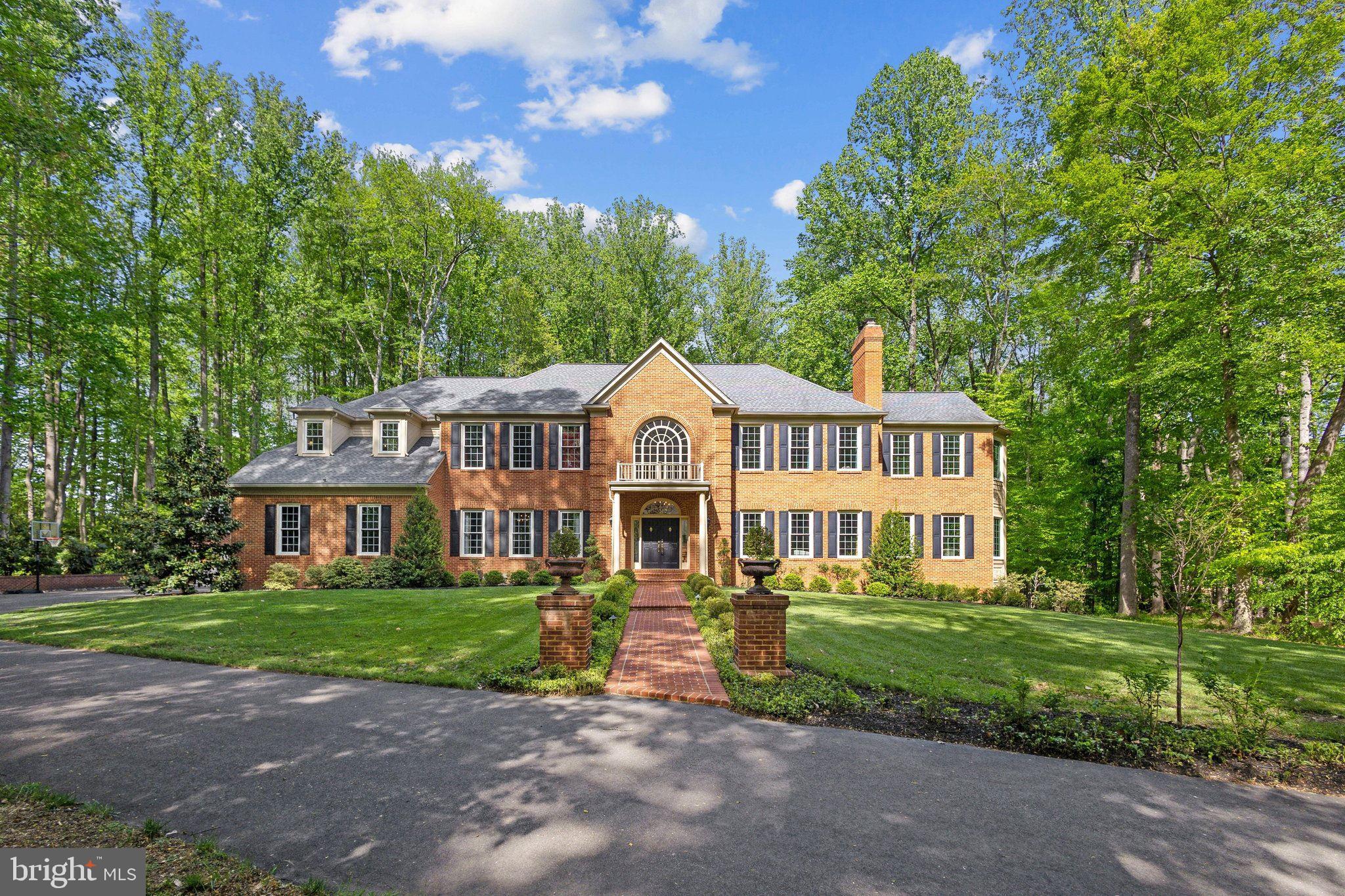 WOLF RUN - Residential