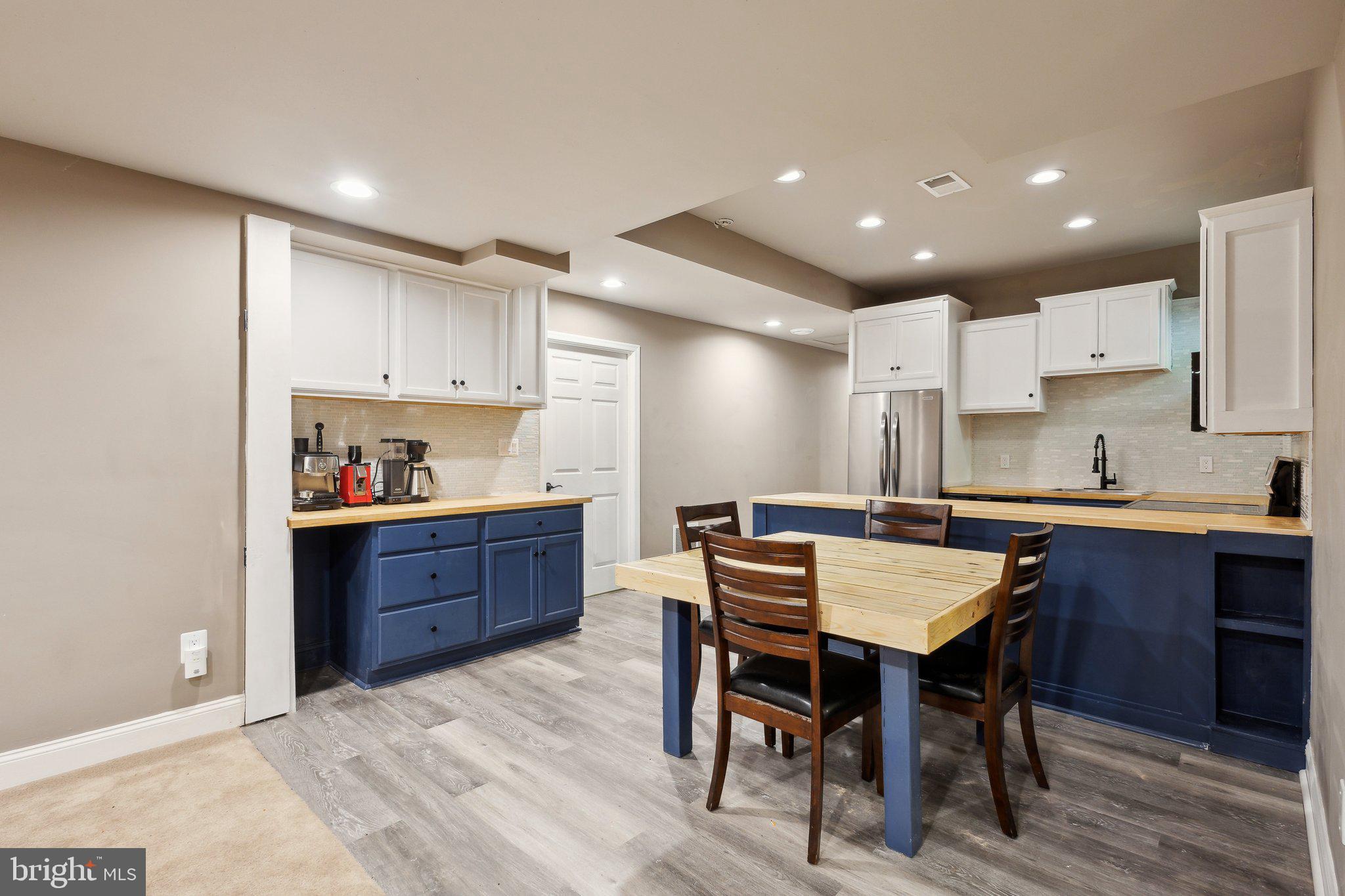 WOLF RUN - Residential