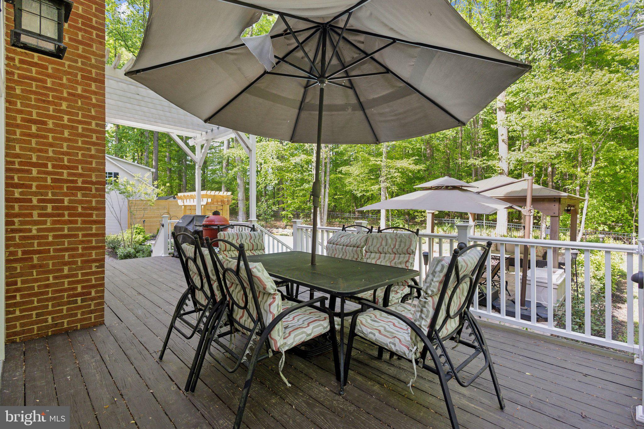 WOLF RUN - Residential