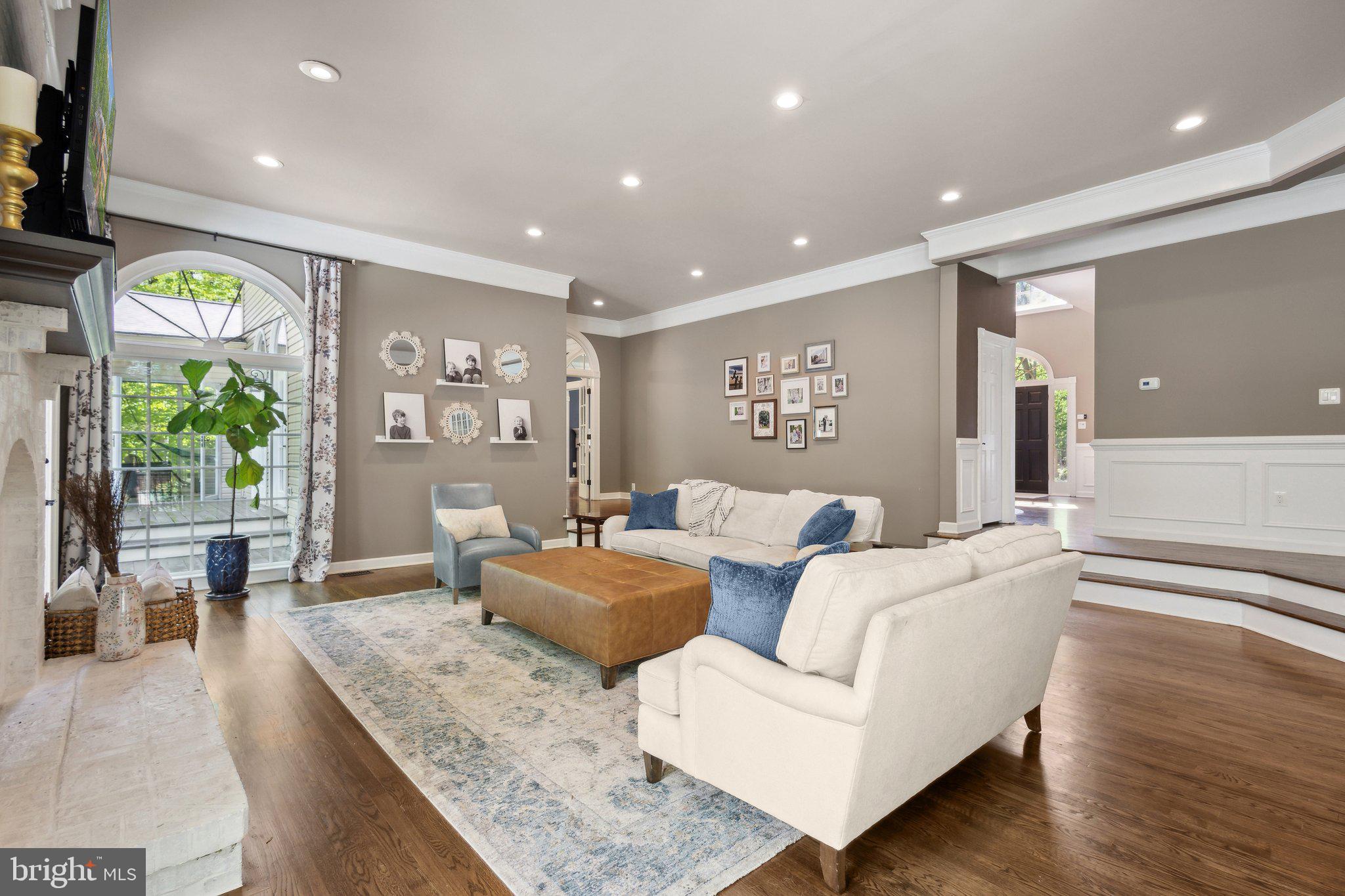 WOLF RUN - Residential