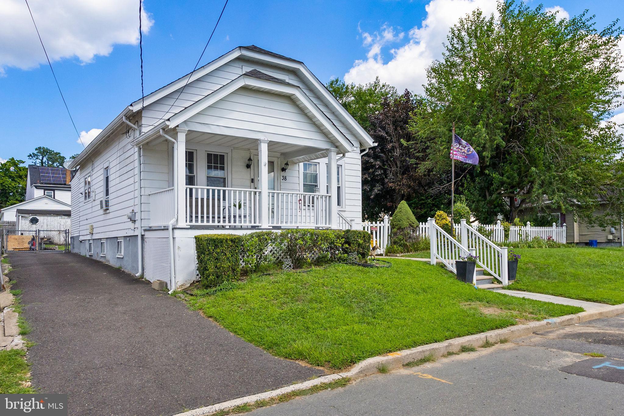 38 OREGON AVENUE
