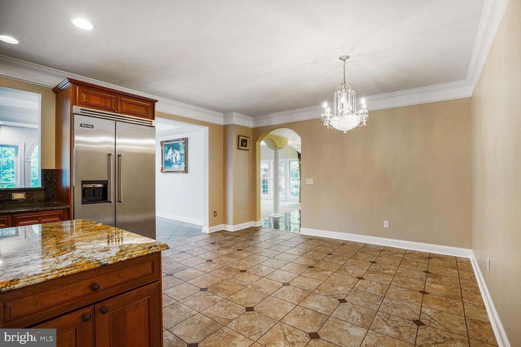 CLASSIC LAKES - Residential