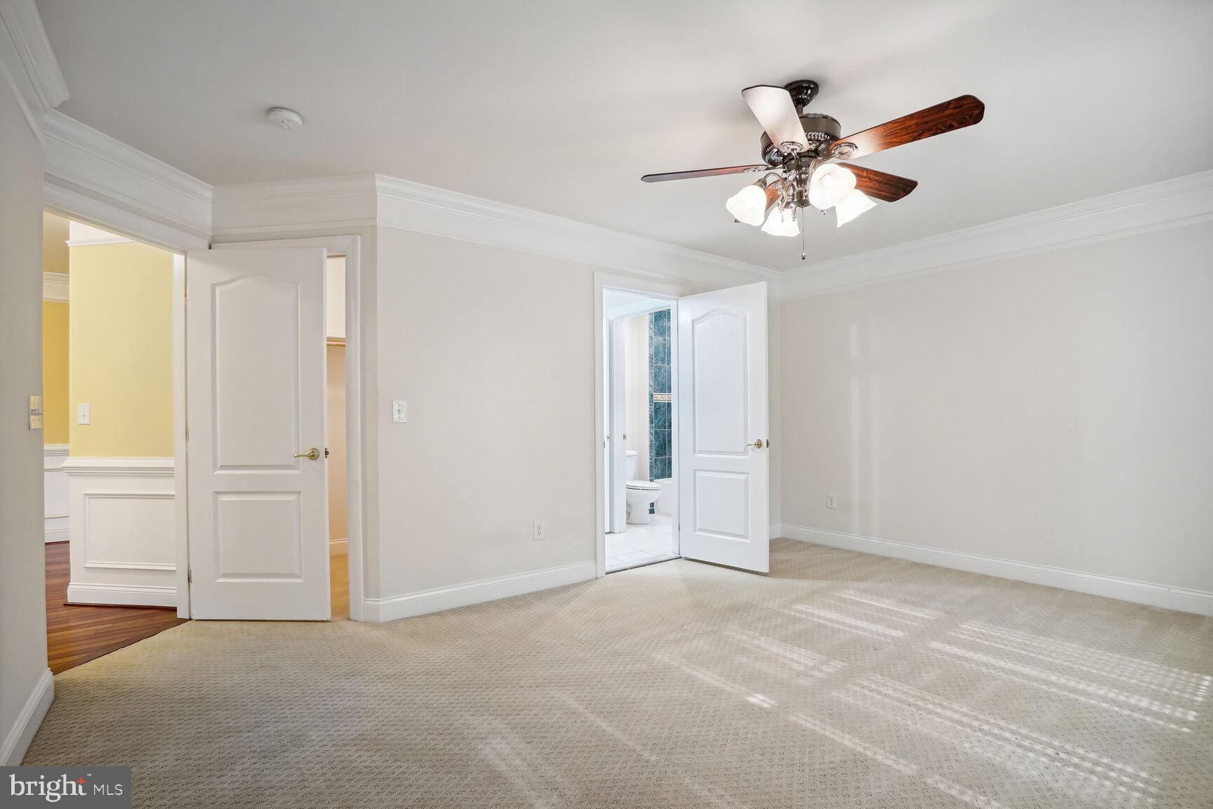 CLASSIC LAKES - Residential