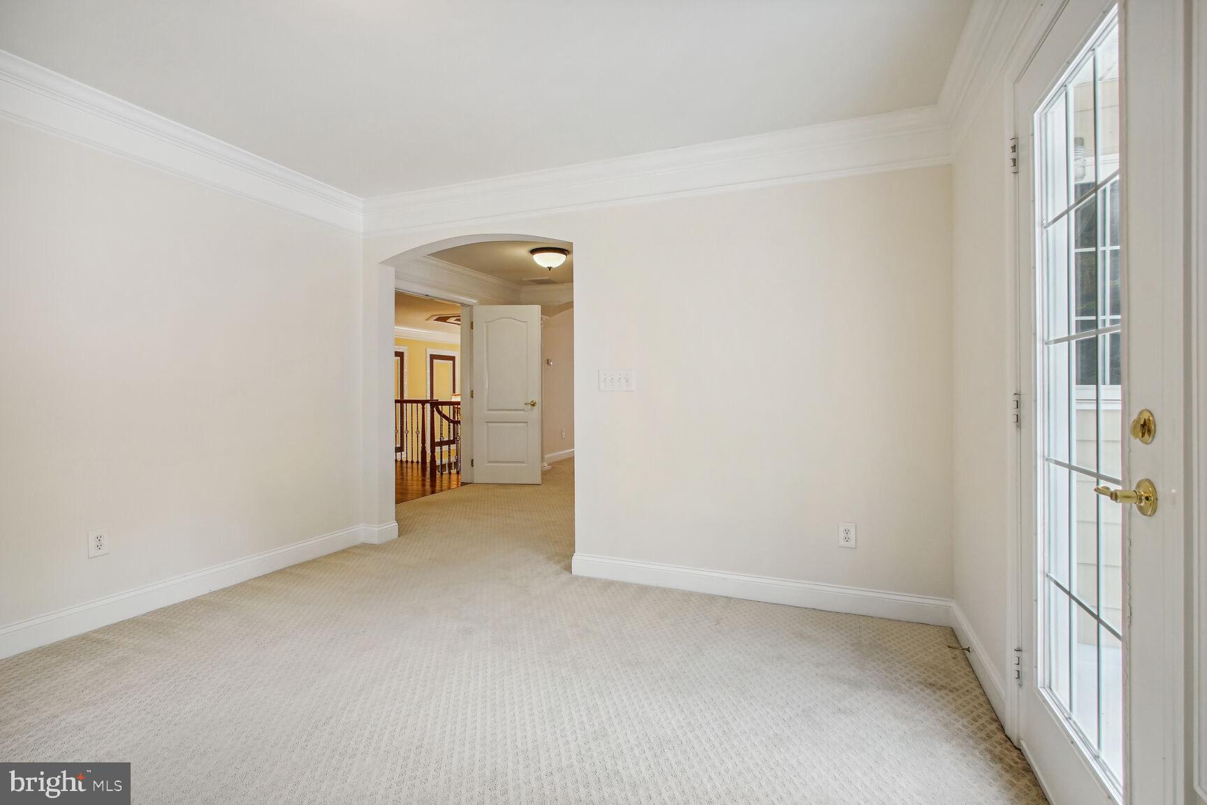 CLASSIC LAKES - Residential