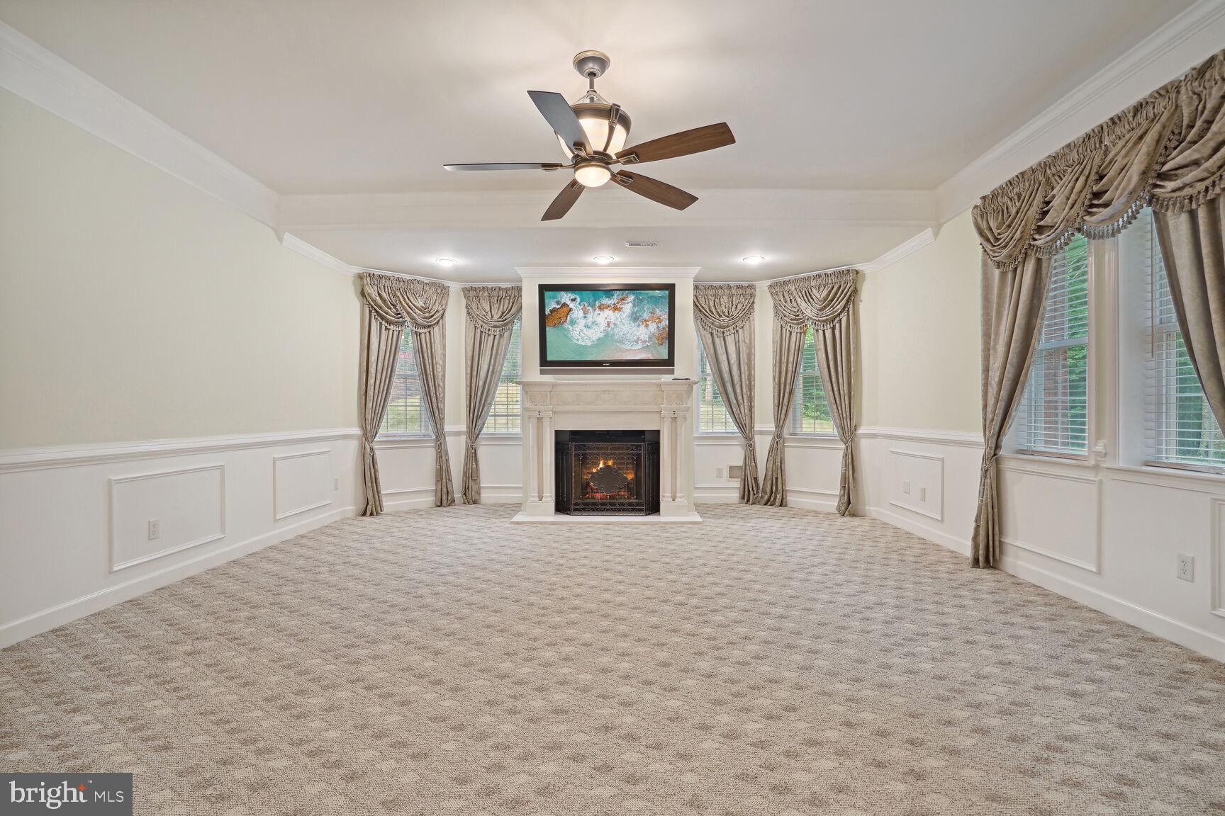 CLASSIC LAKES - Residential