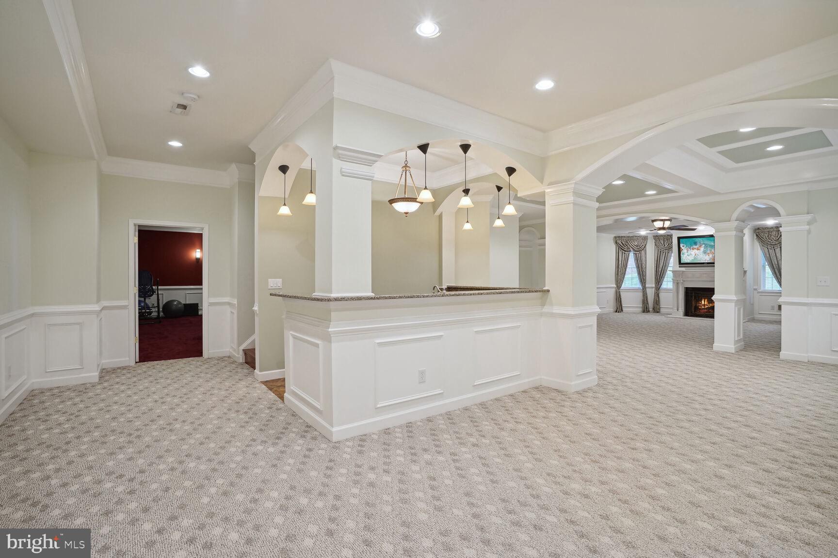 CLASSIC LAKES - Residential