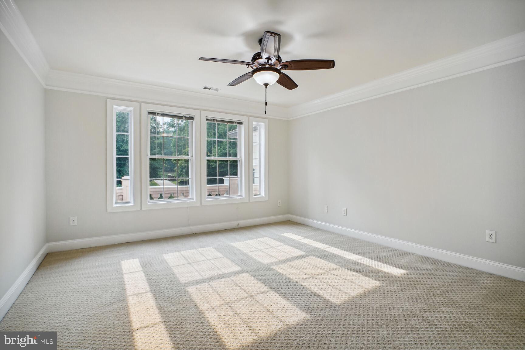 CLASSIC LAKES - Residential